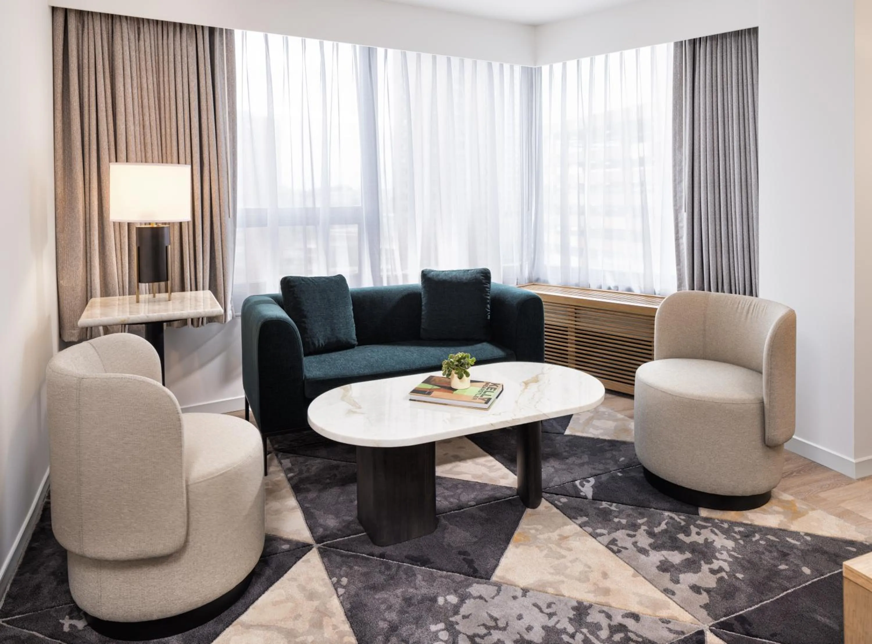 Bedroom in Sheraton Minneapolis Downtown Convention Center