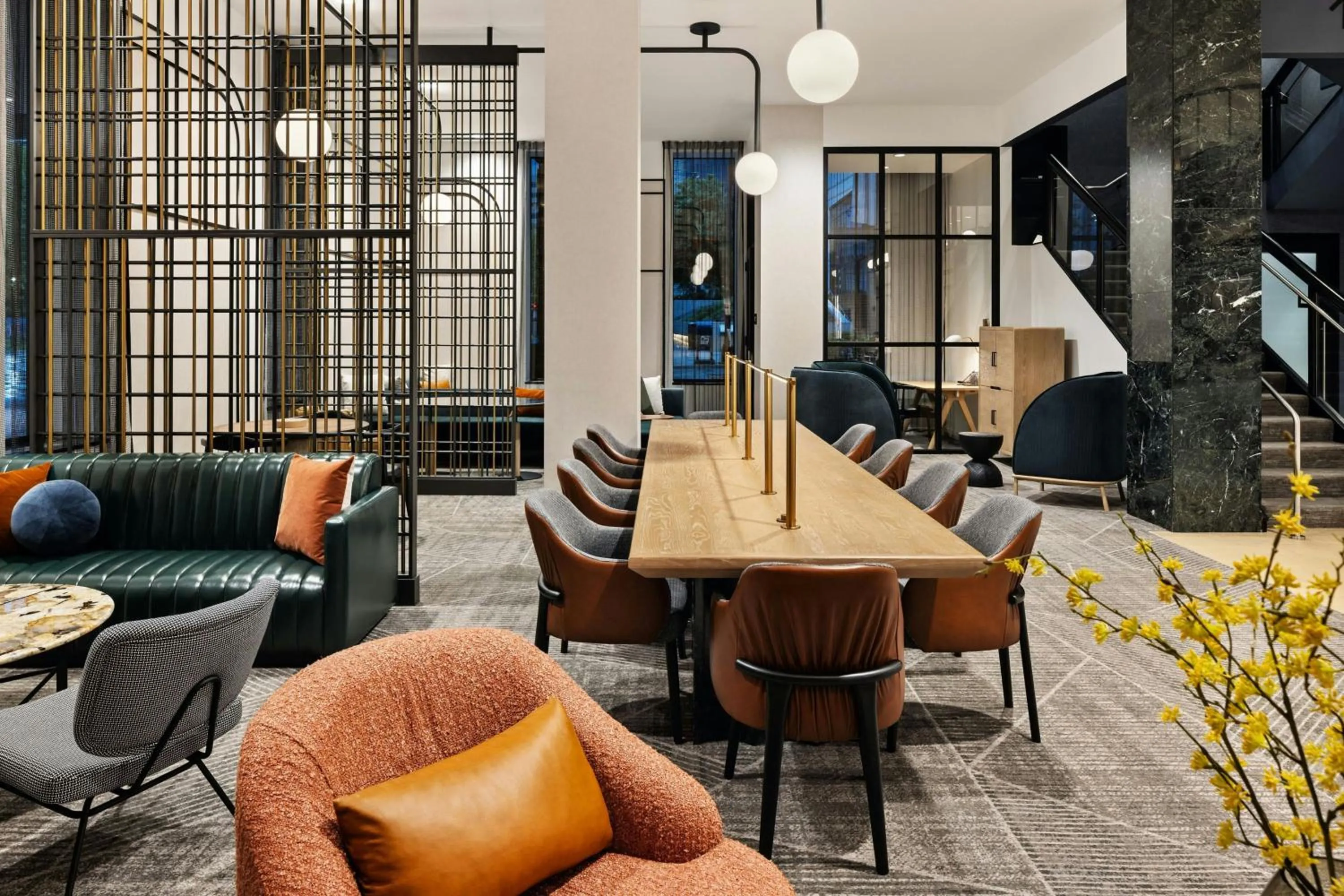 Lobby or reception in Sheraton Minneapolis Downtown Convention Center