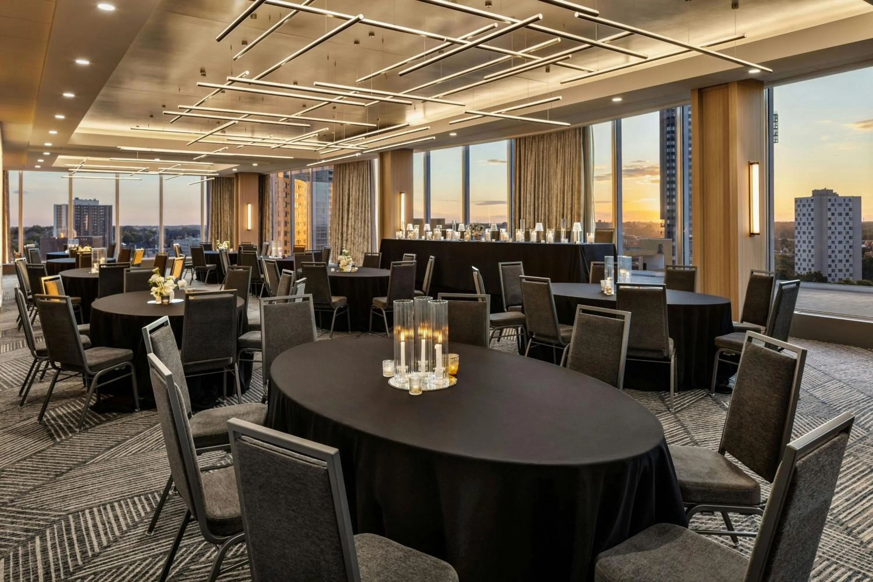 Meeting/conference room in Sheraton Minneapolis Downtown Convention Center