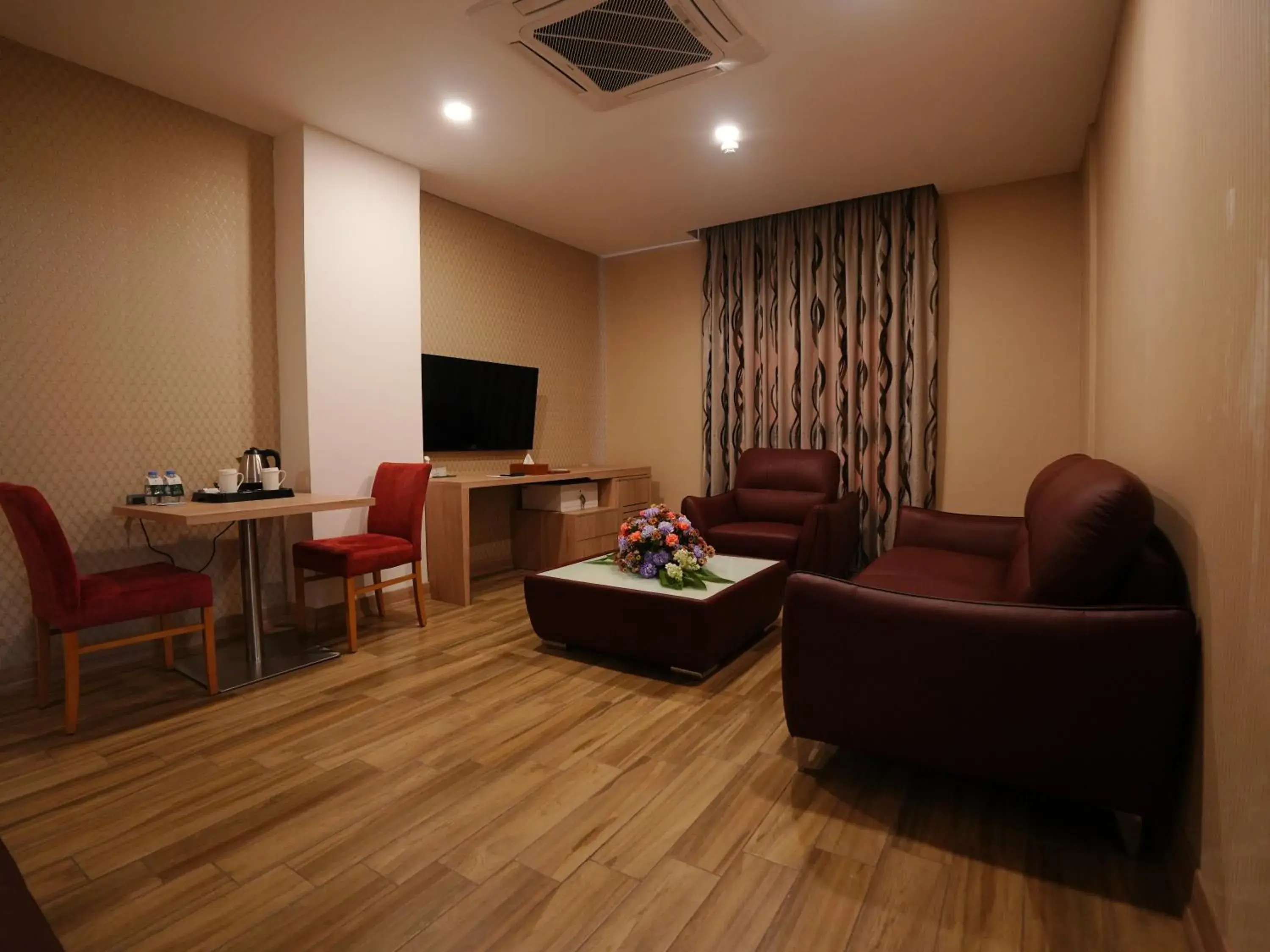 Two-Bedroom Suite in Masaya By Emerald Two-Bedroom Suite in Masaya By Emerald