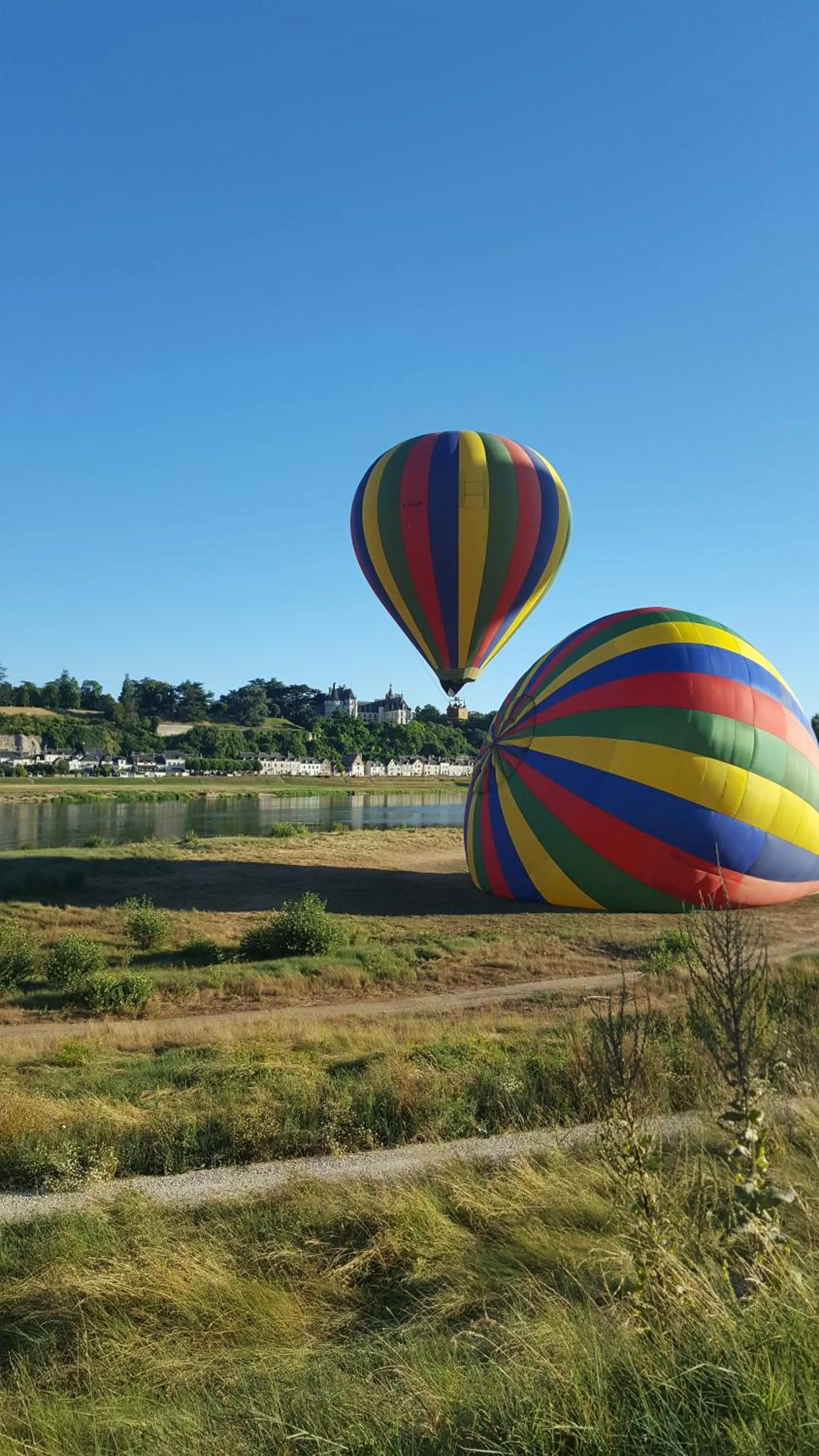 Entertainment in closerie des laudieres