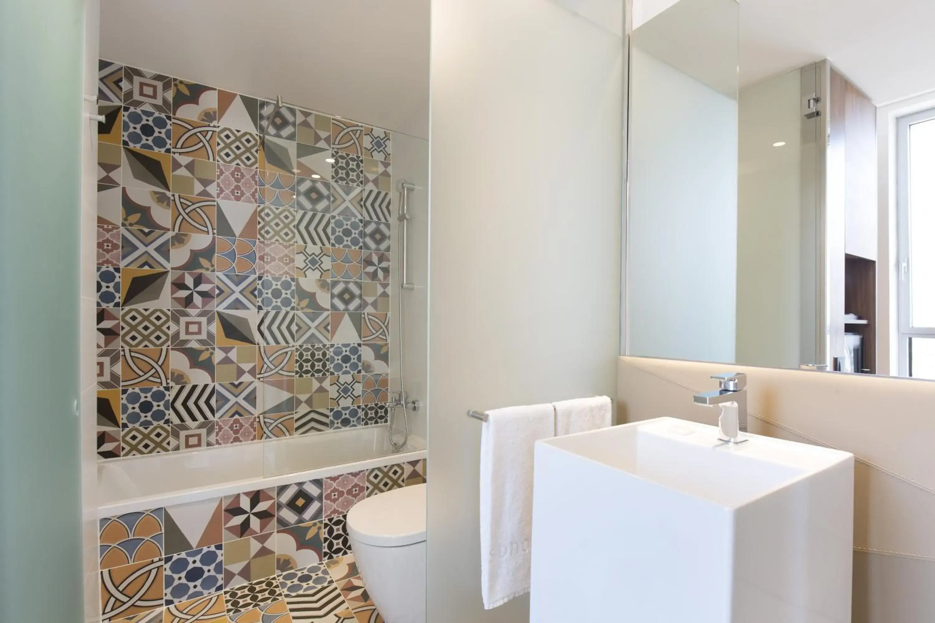 Bathroom in Hotel SB Glow 4 Sup Bathroom in Hotel SB Glow 4 Sup