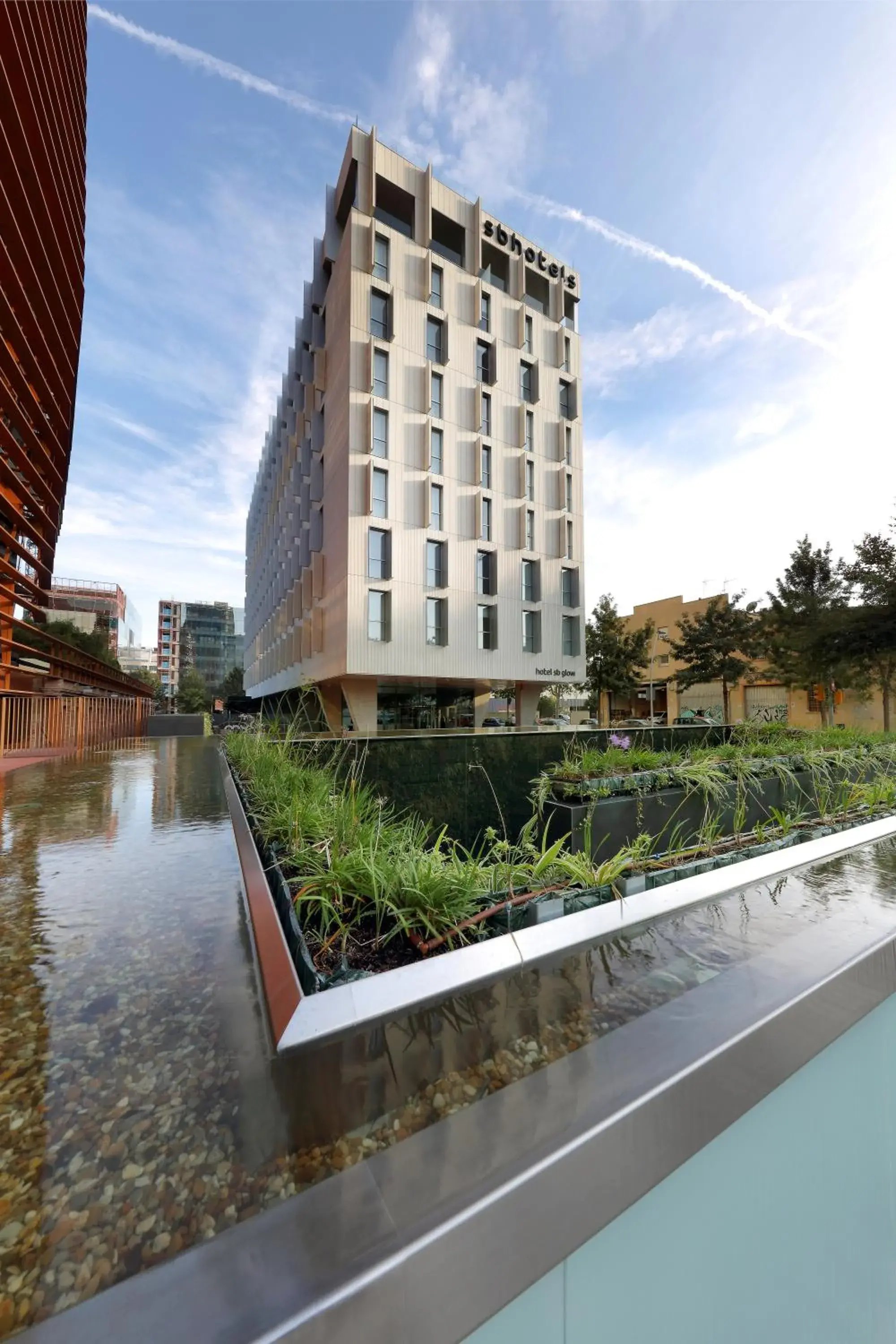 Facade/entrance in Hotel SB Glow 4 Sup Facade/entrance in Hotel SB Glow 4 Sup