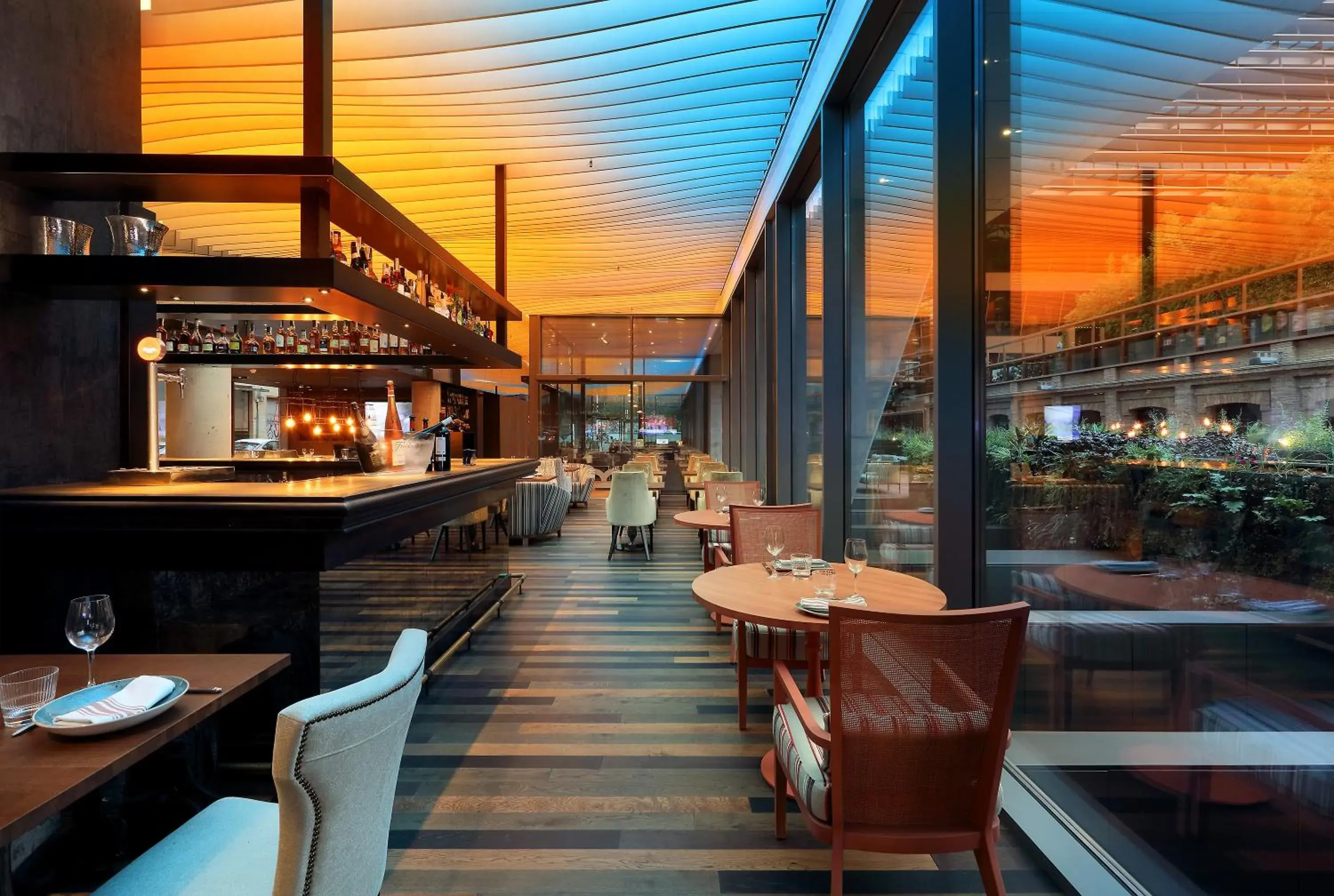 Restaurant/places to eat in Hotel SB Glow 4 Sup Restaurant/places to eat in Hotel SB Glow 4 Sup