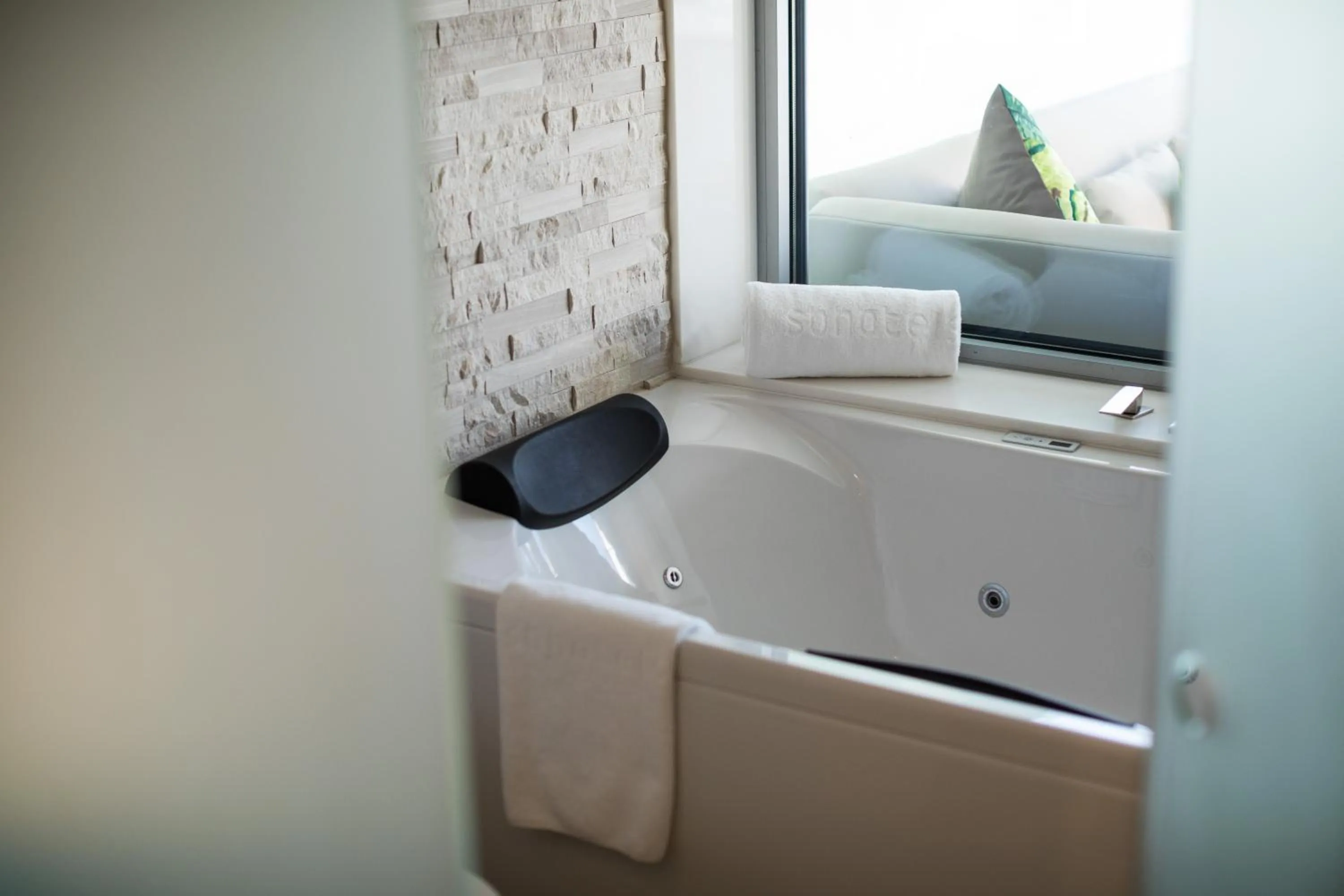 Hot Tub in Hotel SB Glow 4 Sup