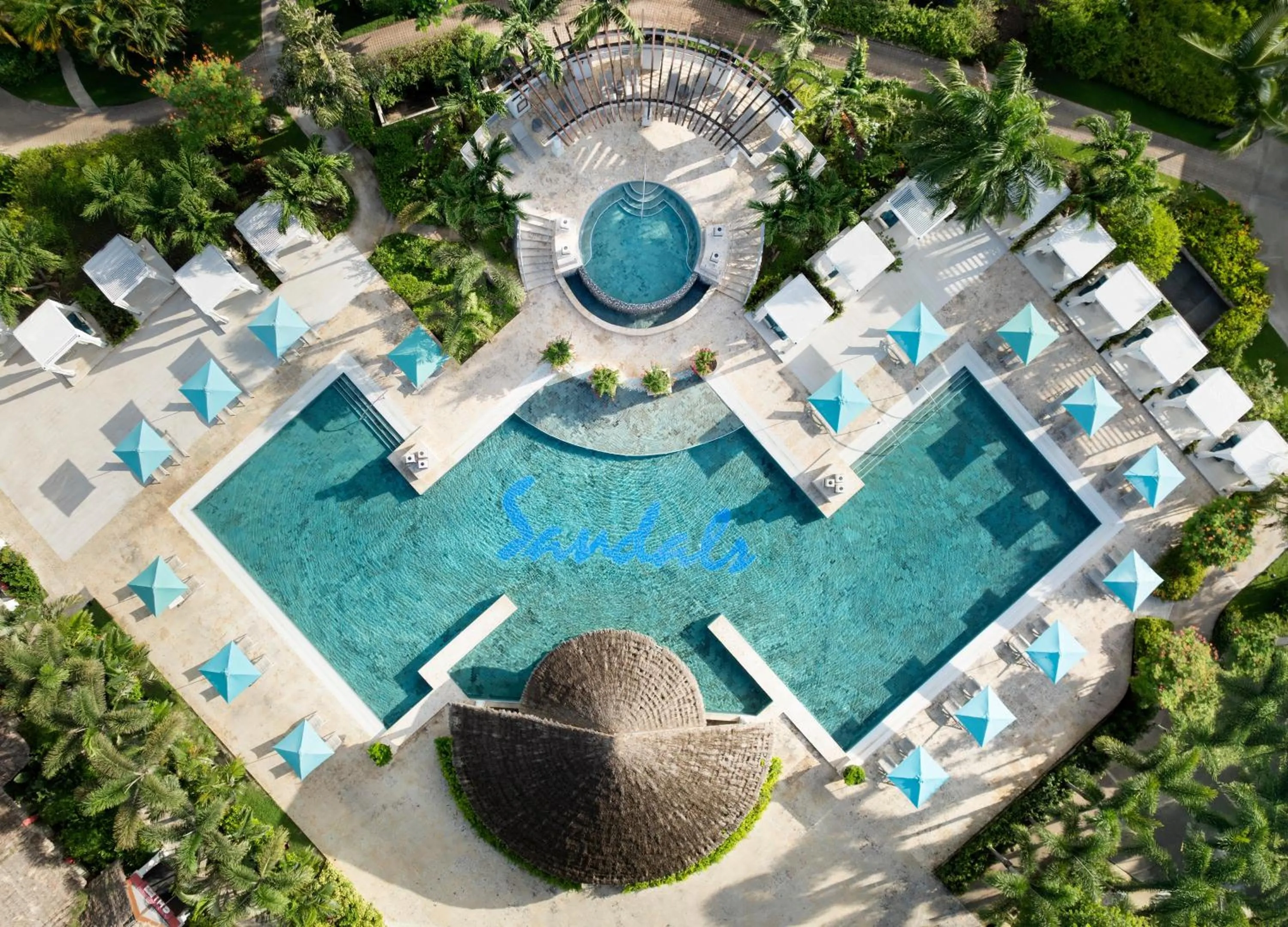 Swimming pool in Sandals Royal Barbados All Inclusive - Couples Only