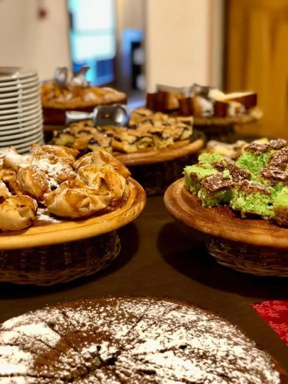 Breakfast in Hotel Sancamillo