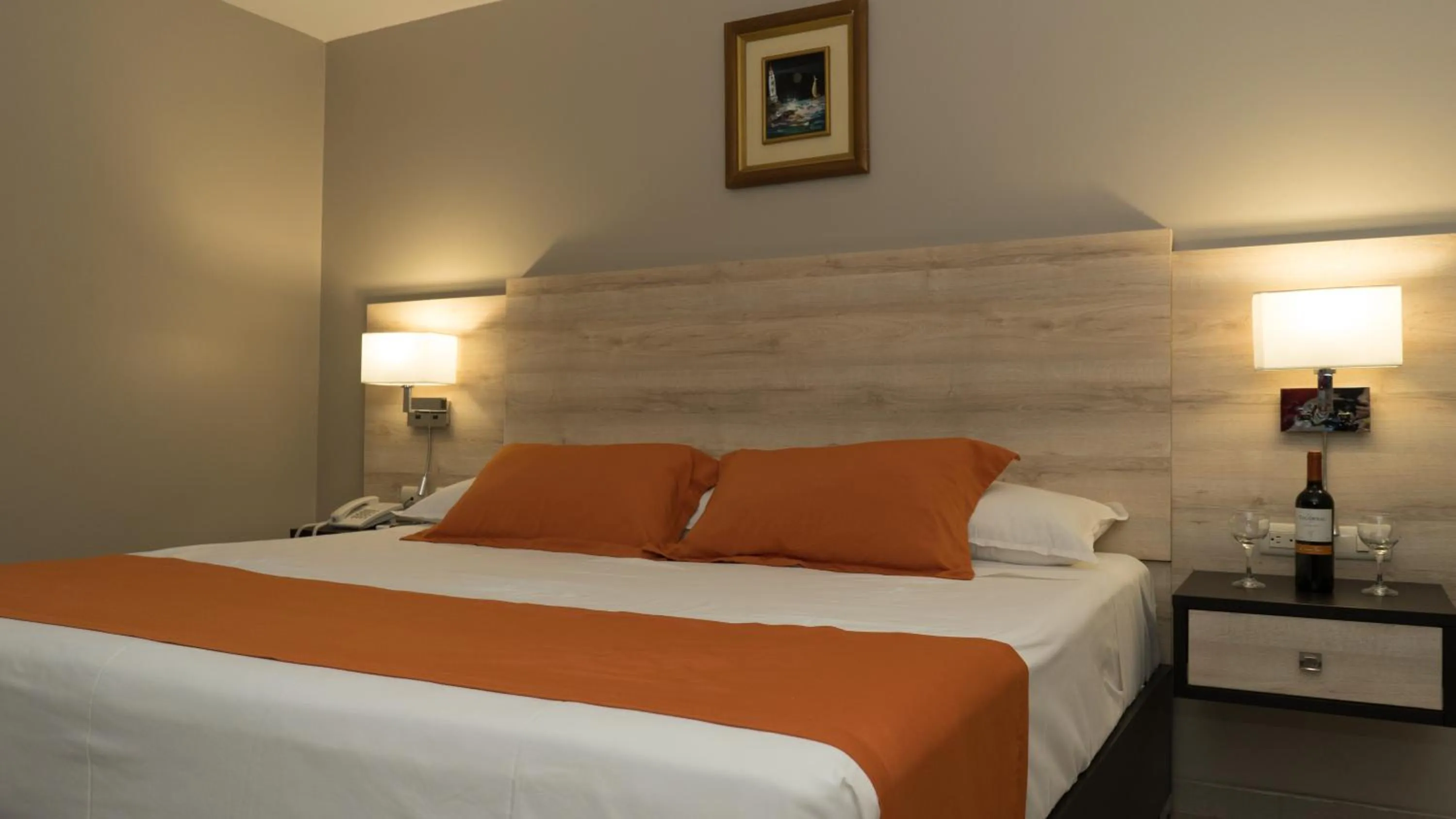 Bed in Hotel Los Almendros