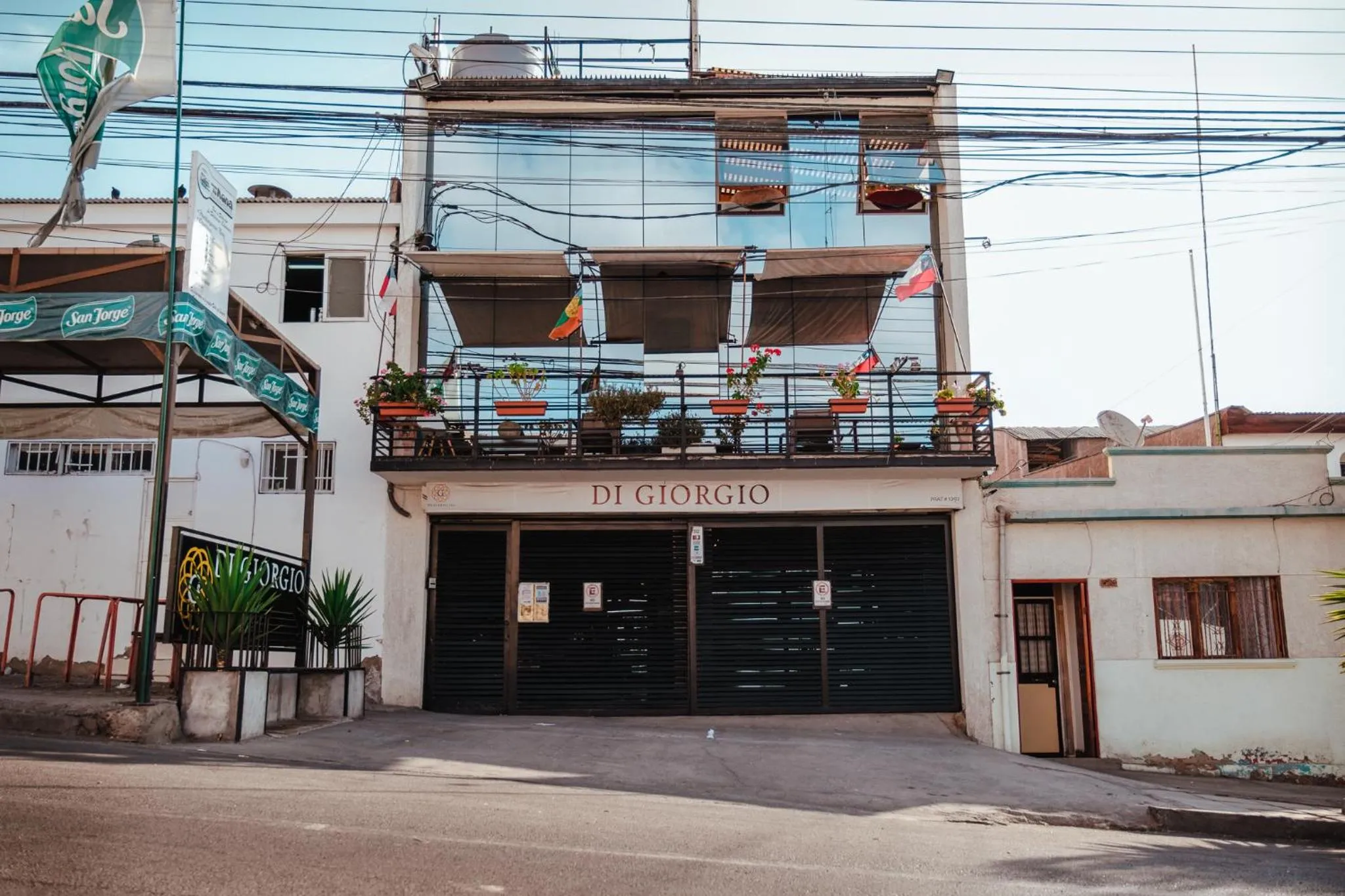 Di Giorgio Hostal