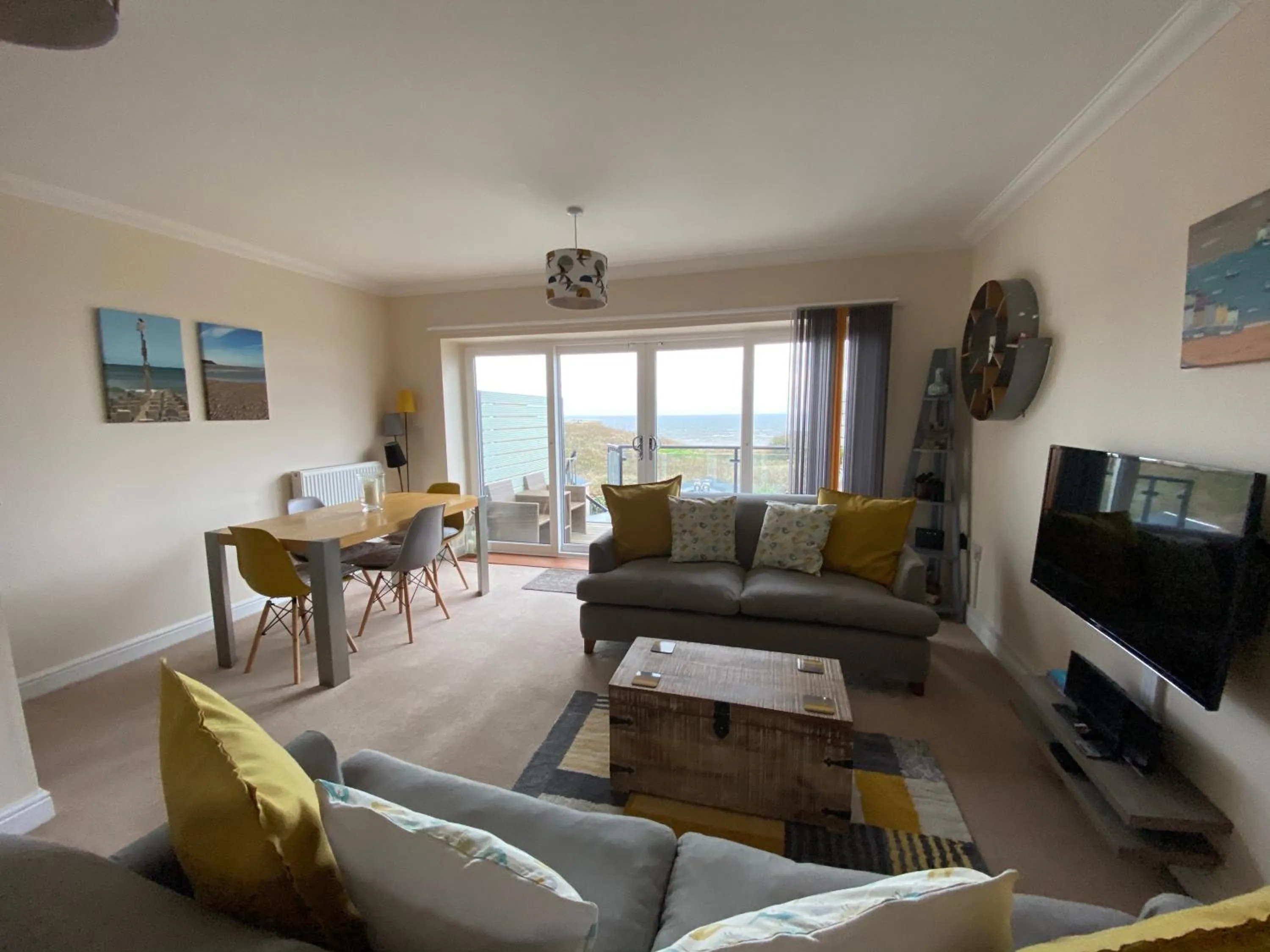Living room in The Lookout