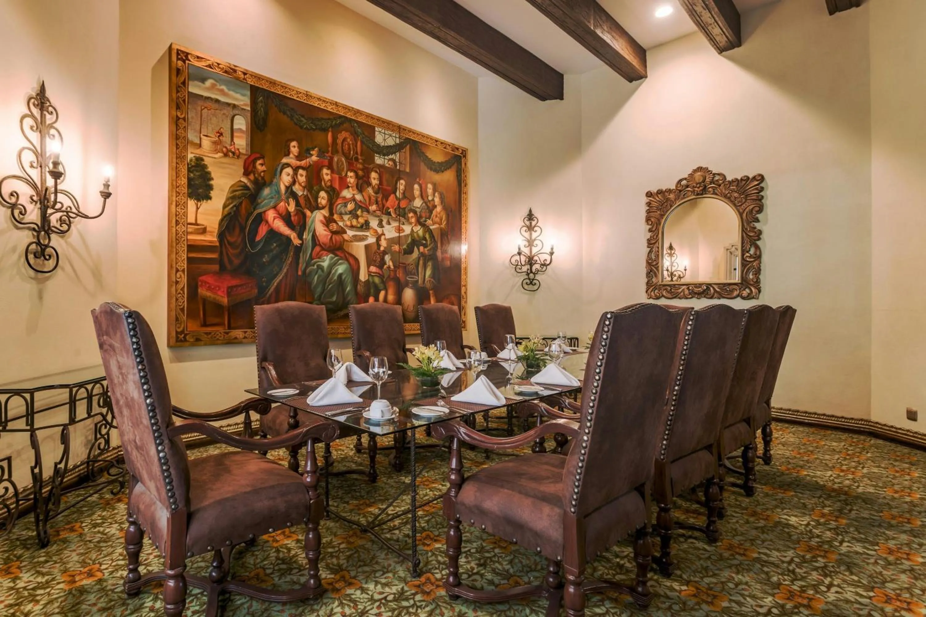 Restaurant/places to eat in Casa Mayor Saltillo, Hotel Hacienda