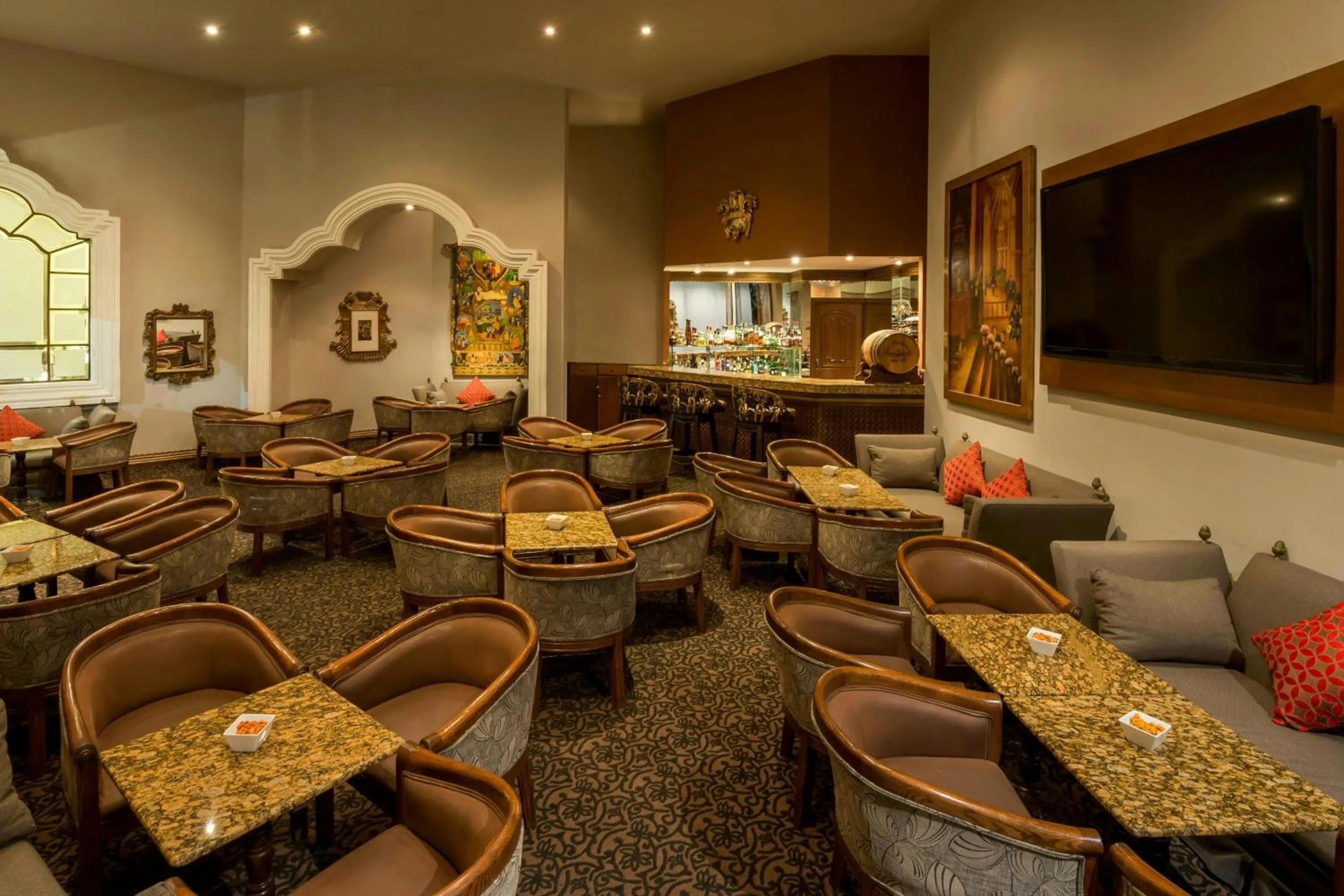 Lounge or bar in Casa Mayor Saltillo, Hotel Hacienda