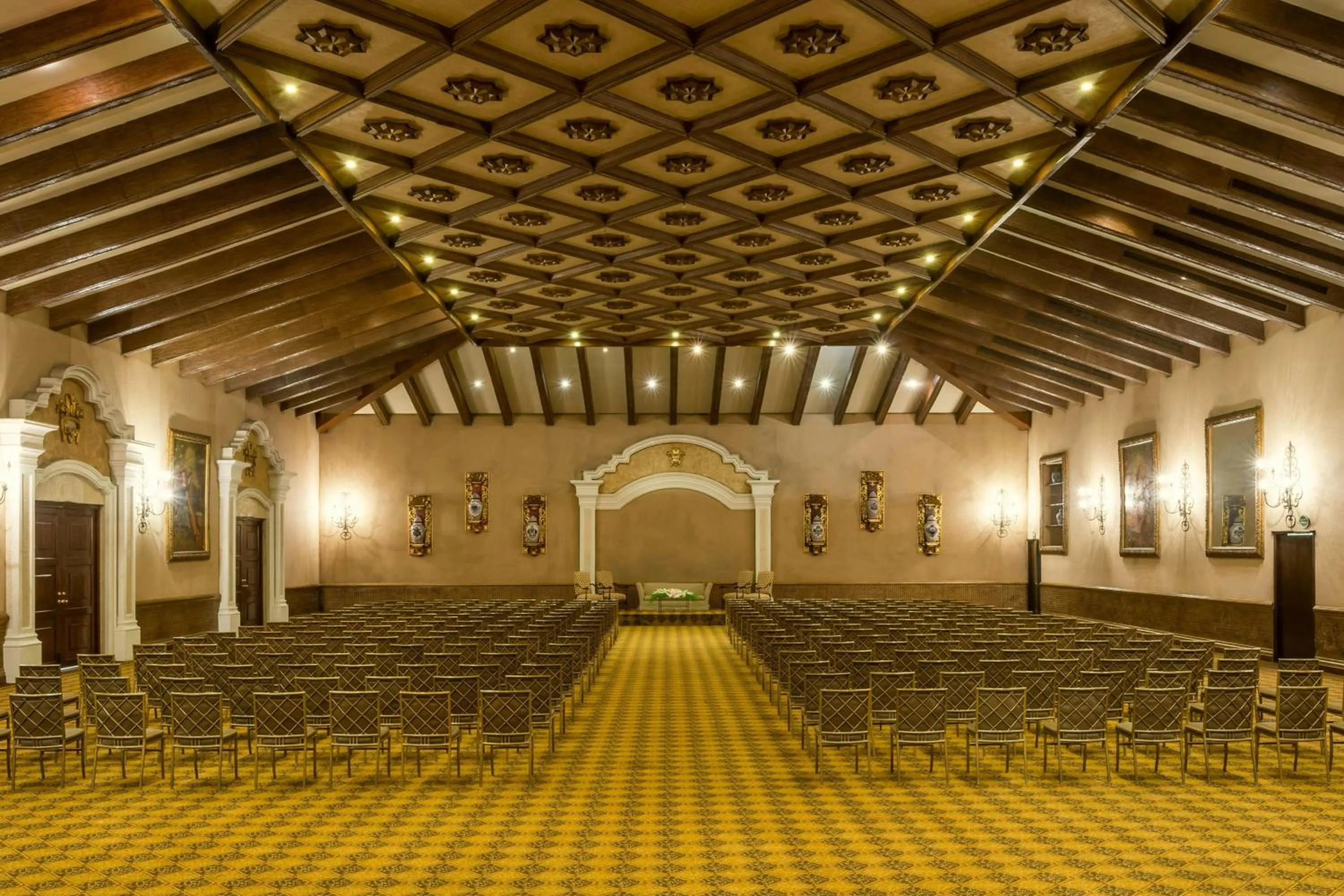 Meeting/conference room in Casa Mayor Saltillo, Hotel Hacienda