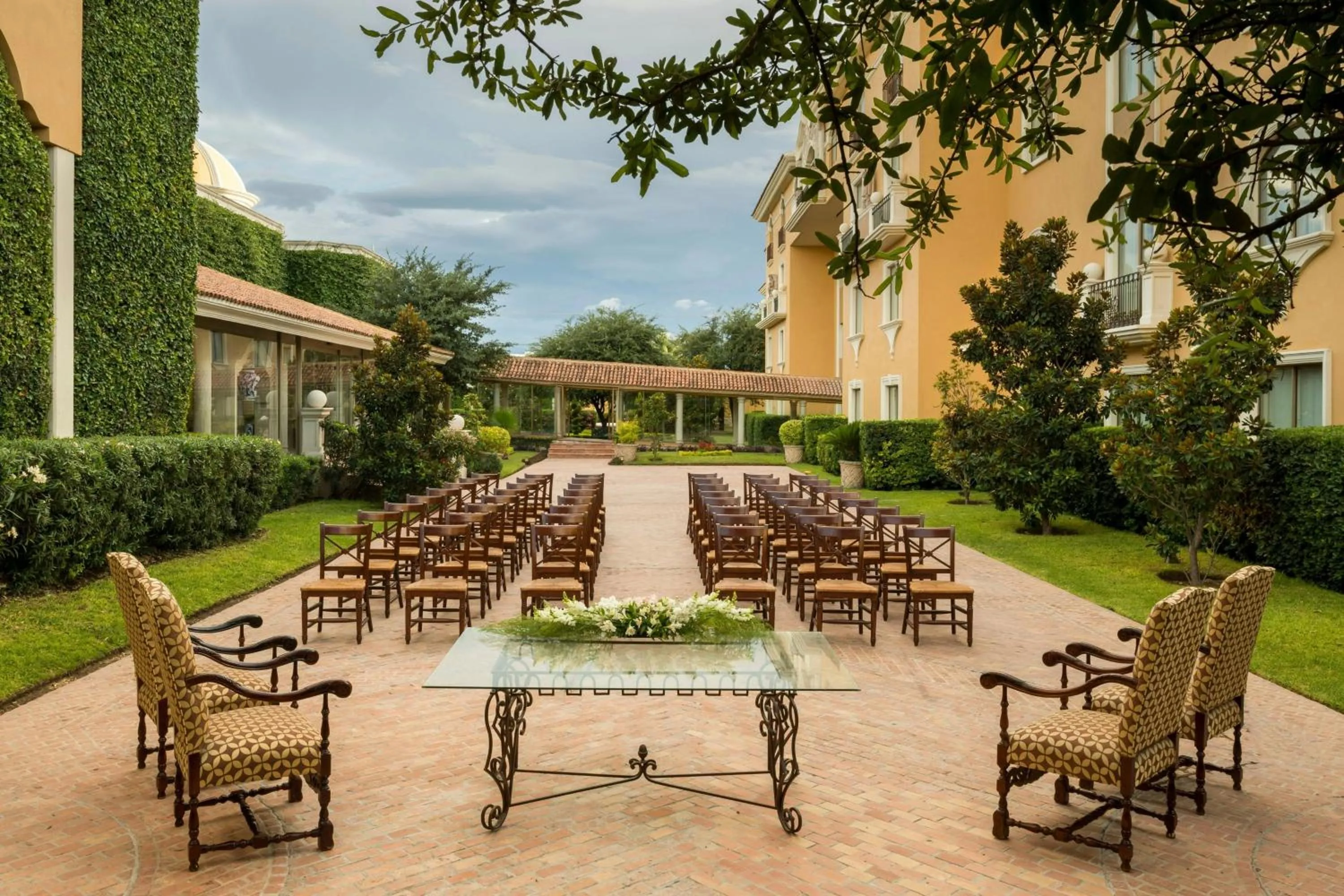 Meeting/conference room in Casa Mayor Saltillo, Hotel Hacienda