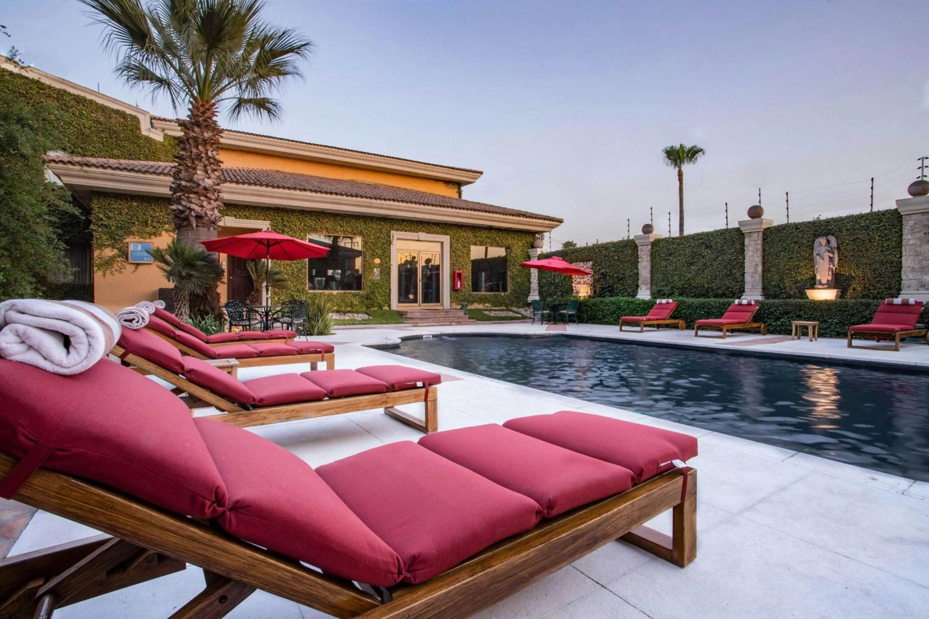 Swimming pool in Casa Mayor Saltillo, Hotel Hacienda