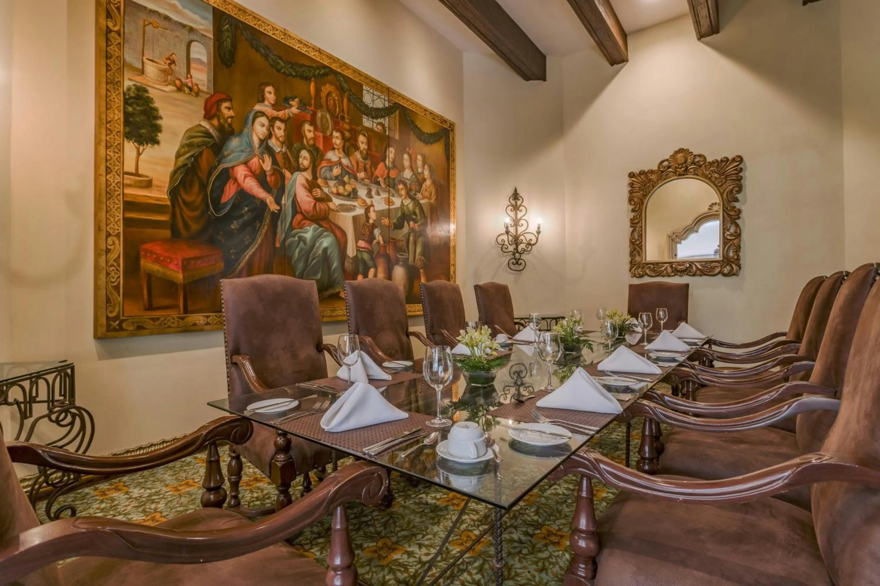 Restaurant/places to eat in Casa Mayor Saltillo, Hotel Hacienda