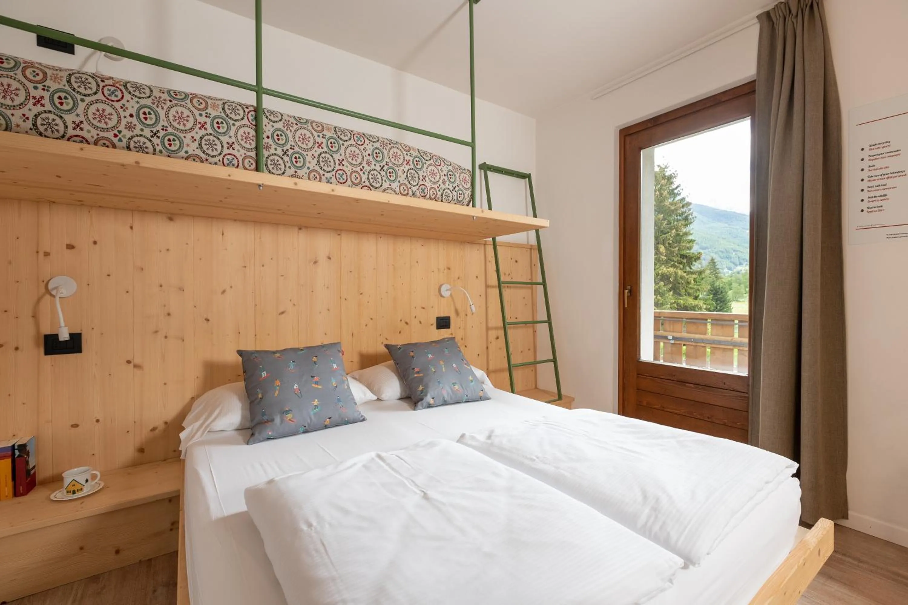 Bedroom, Bed in Ostello Alpino