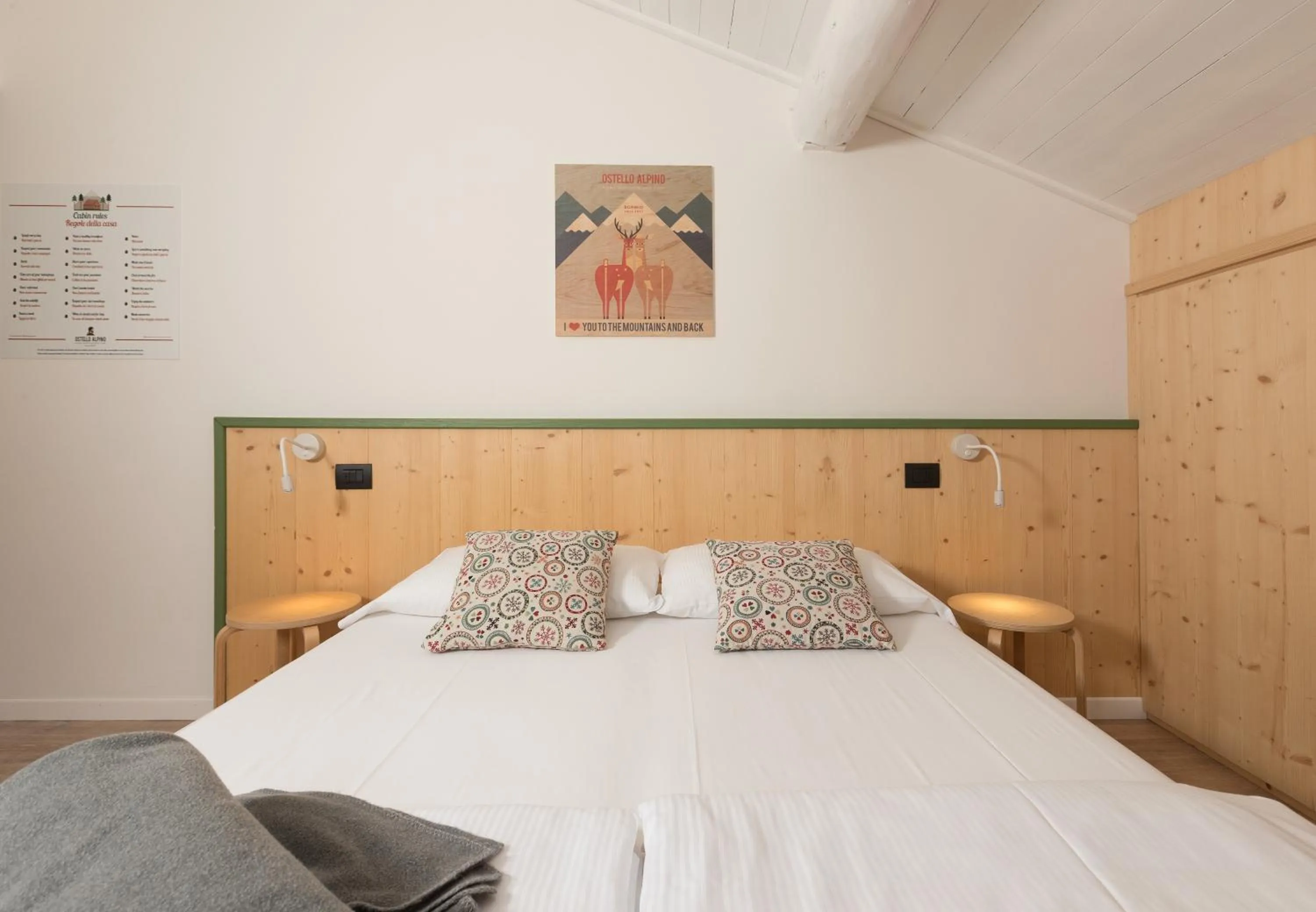 Bedroom, Bed in Ostello Alpino