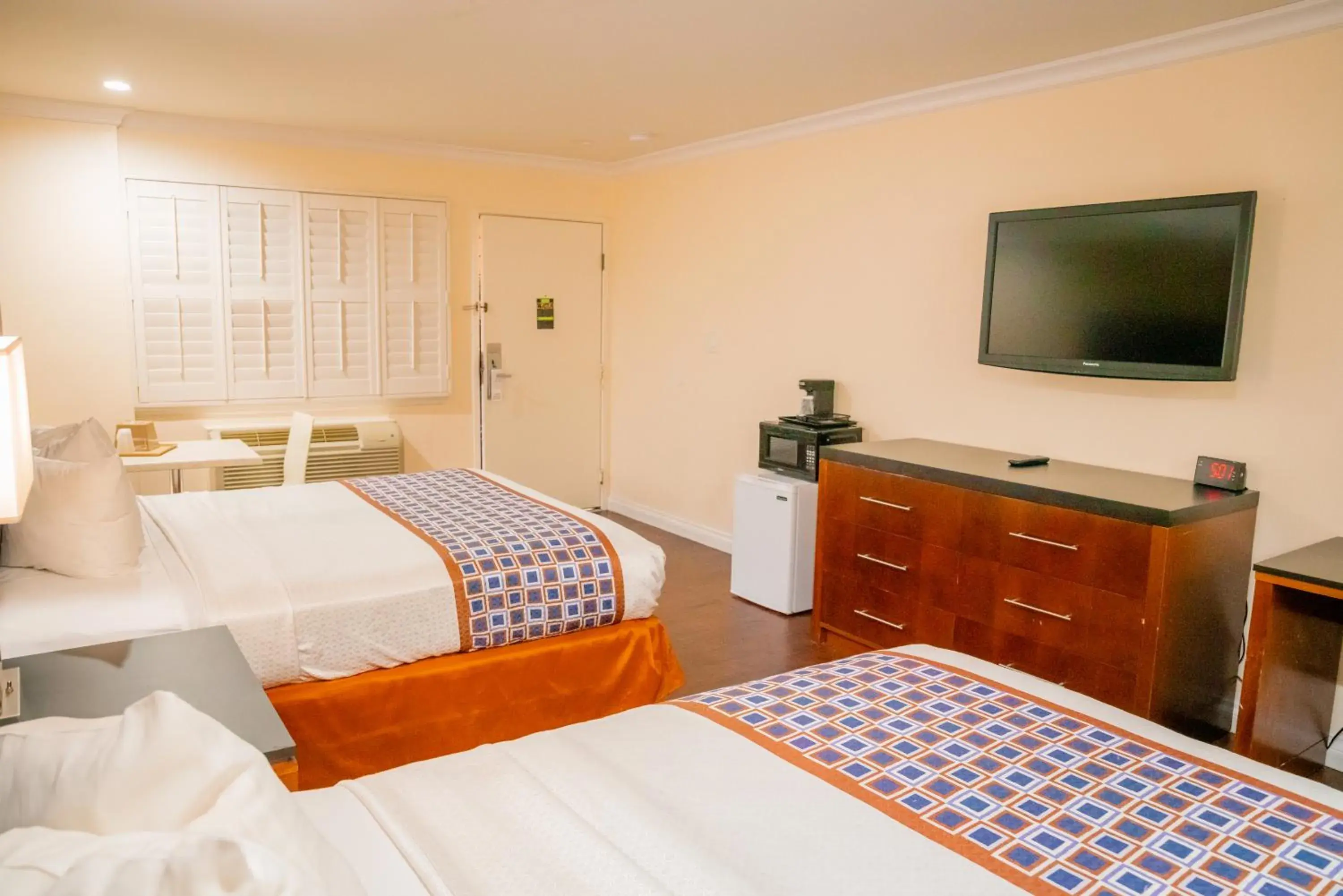 Bed in Gateway Inn Gardena Los Angeles South Bed in Gateway Inn Gardena Los Angeles South