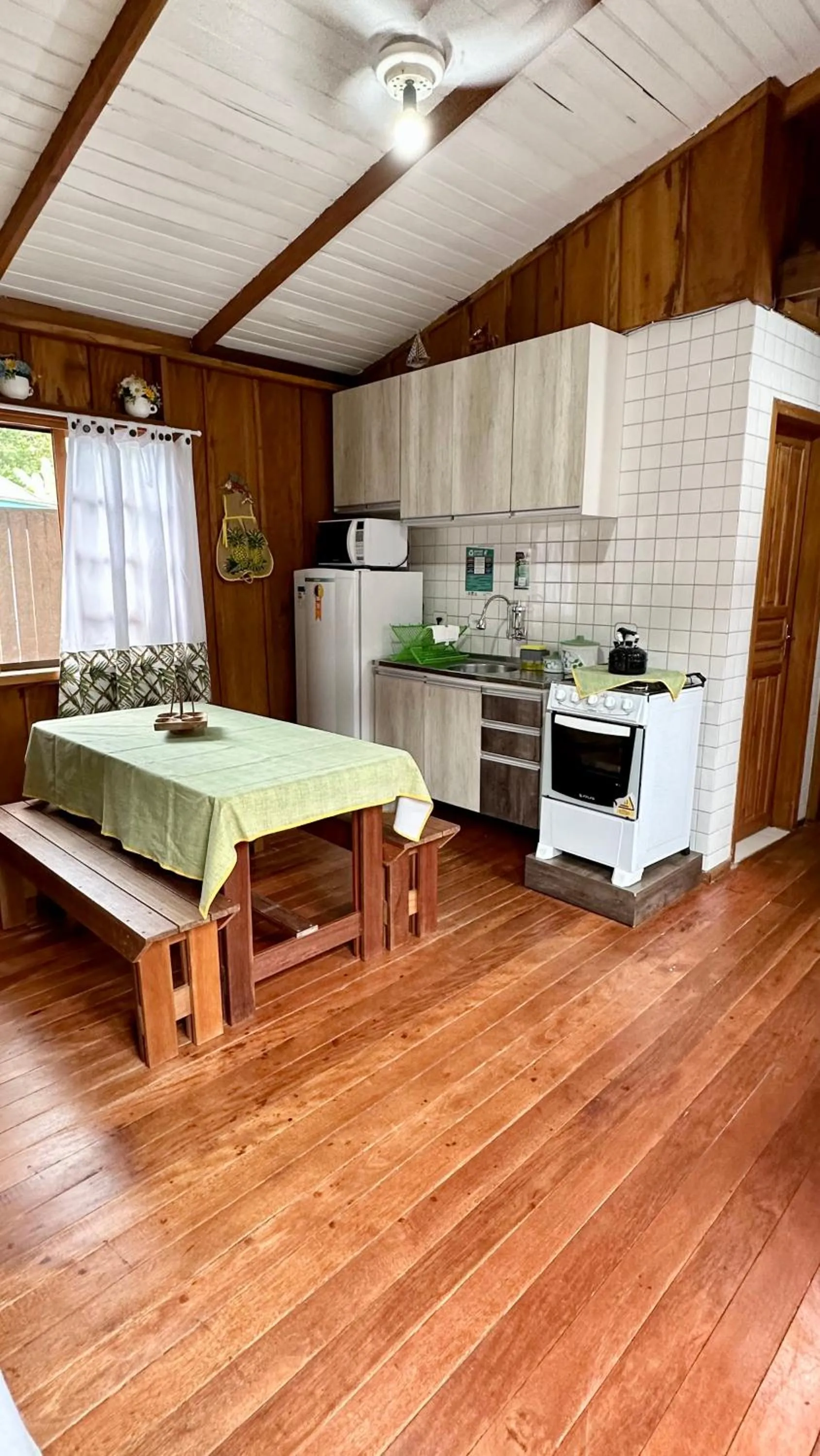 Casinha na Ilha do Mel - Pr