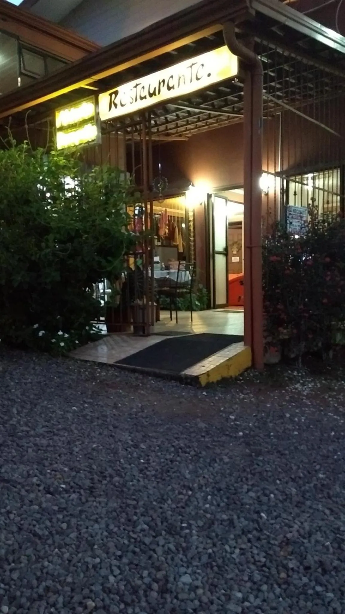 Restaurant/places to eat in Hotel Torre Fuerte