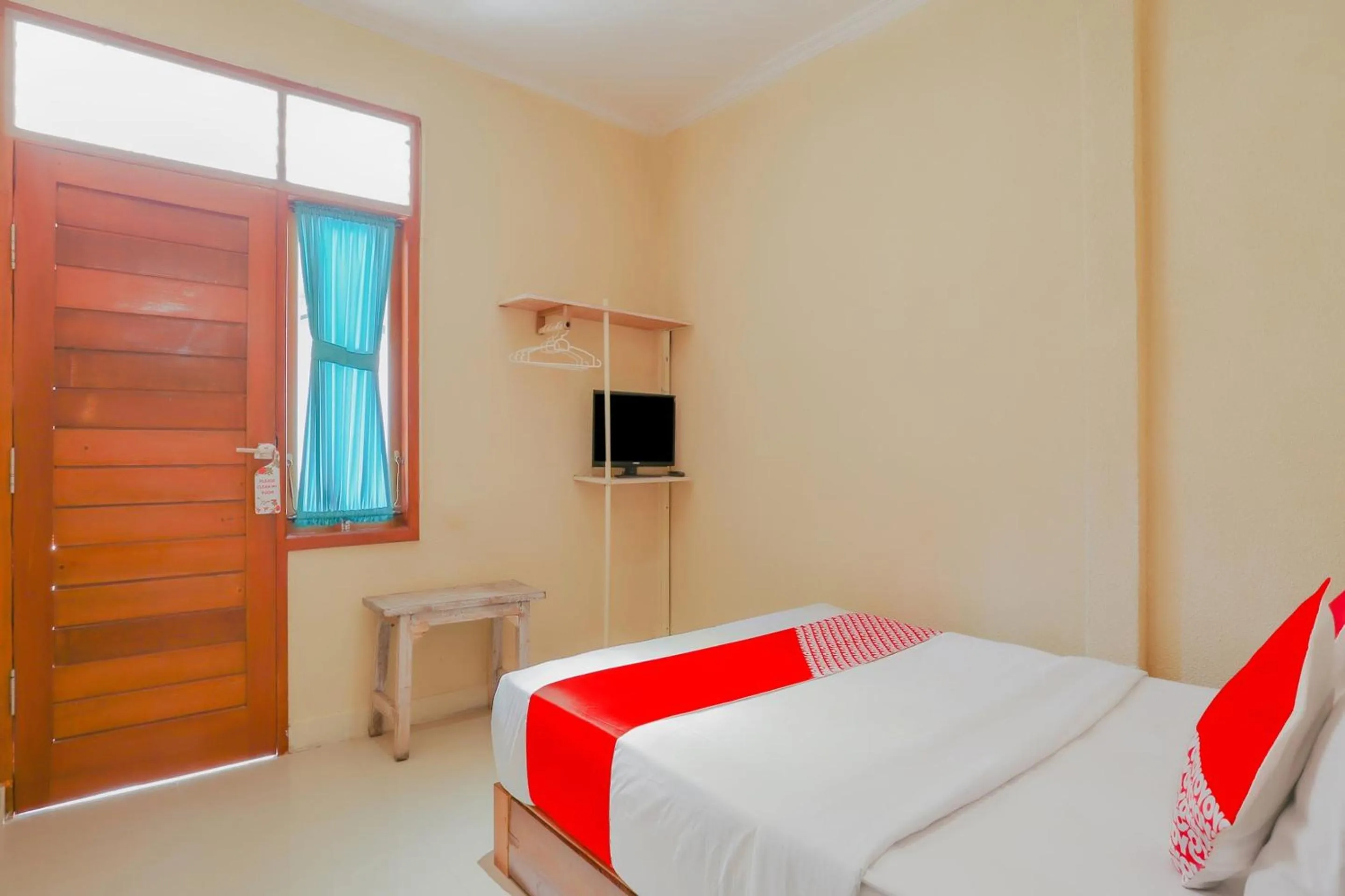 Bedroom, Bed in OYO Life 90301 Hidden Village Uluwatu