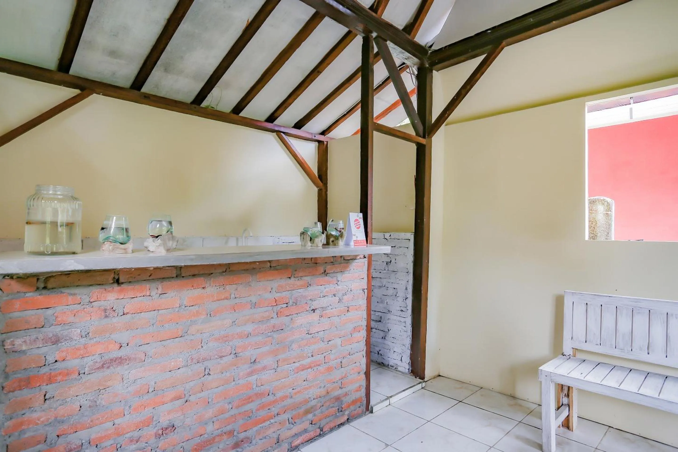 Lobby or reception in OYO Life 90301 Hidden Village Uluwatu