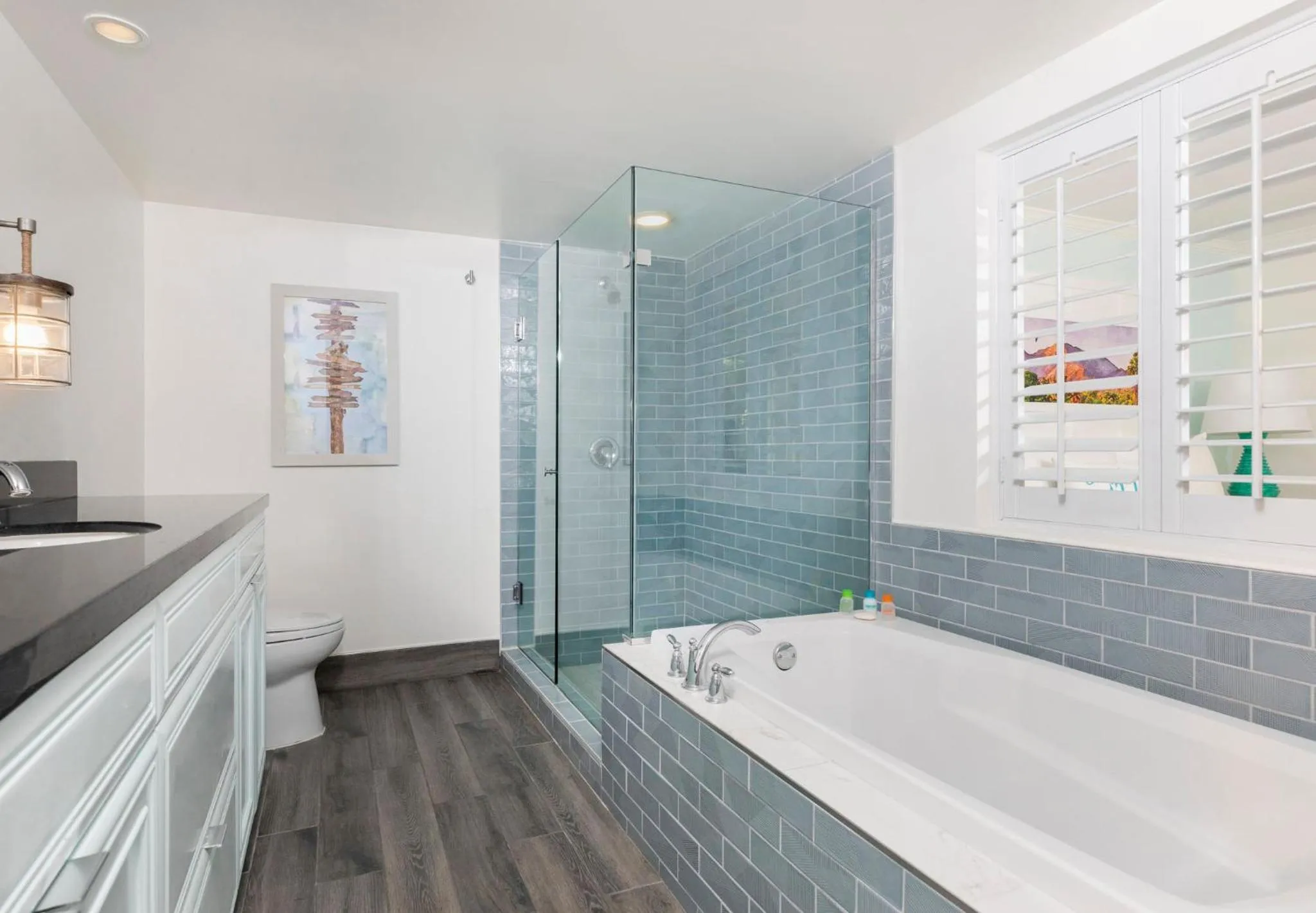 Photo of the whole room in Riviera Resort Palm Springs