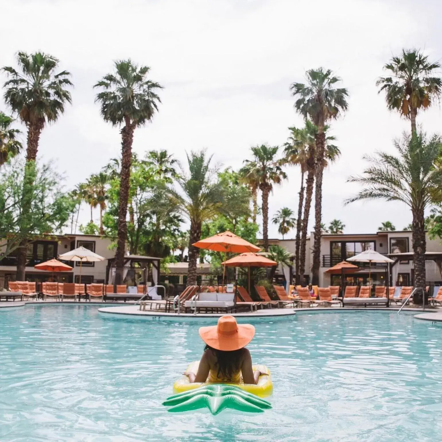 Swimming pool in Riviera Resort Palm Springs Swimming pool in Riviera Resort Palm Springs