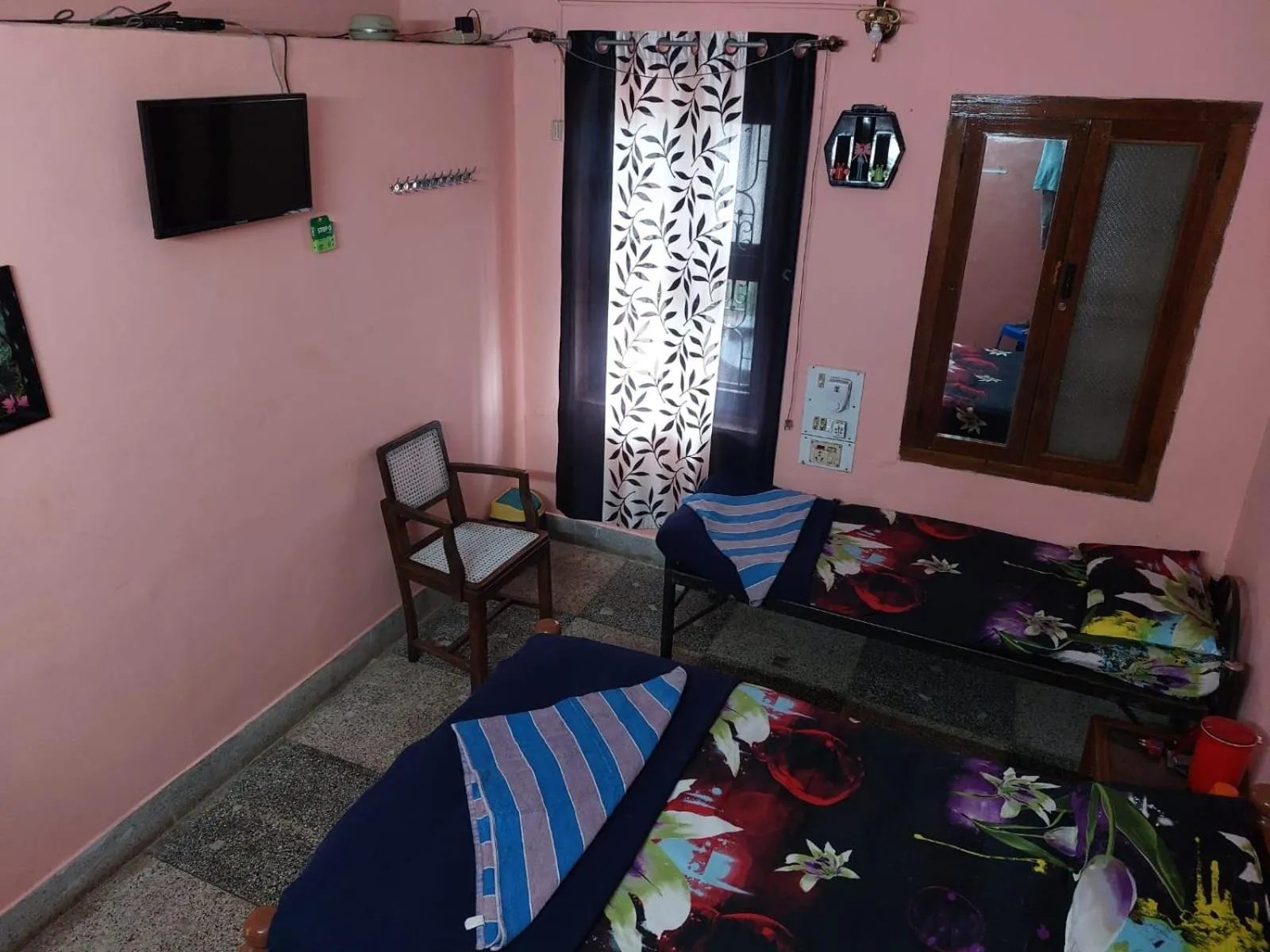 Bed in Honey Palace Homestay