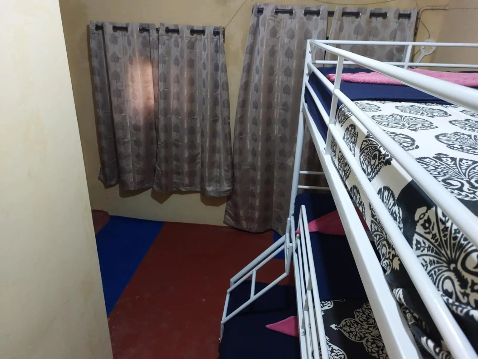 Bed in Honey Palace Homestay