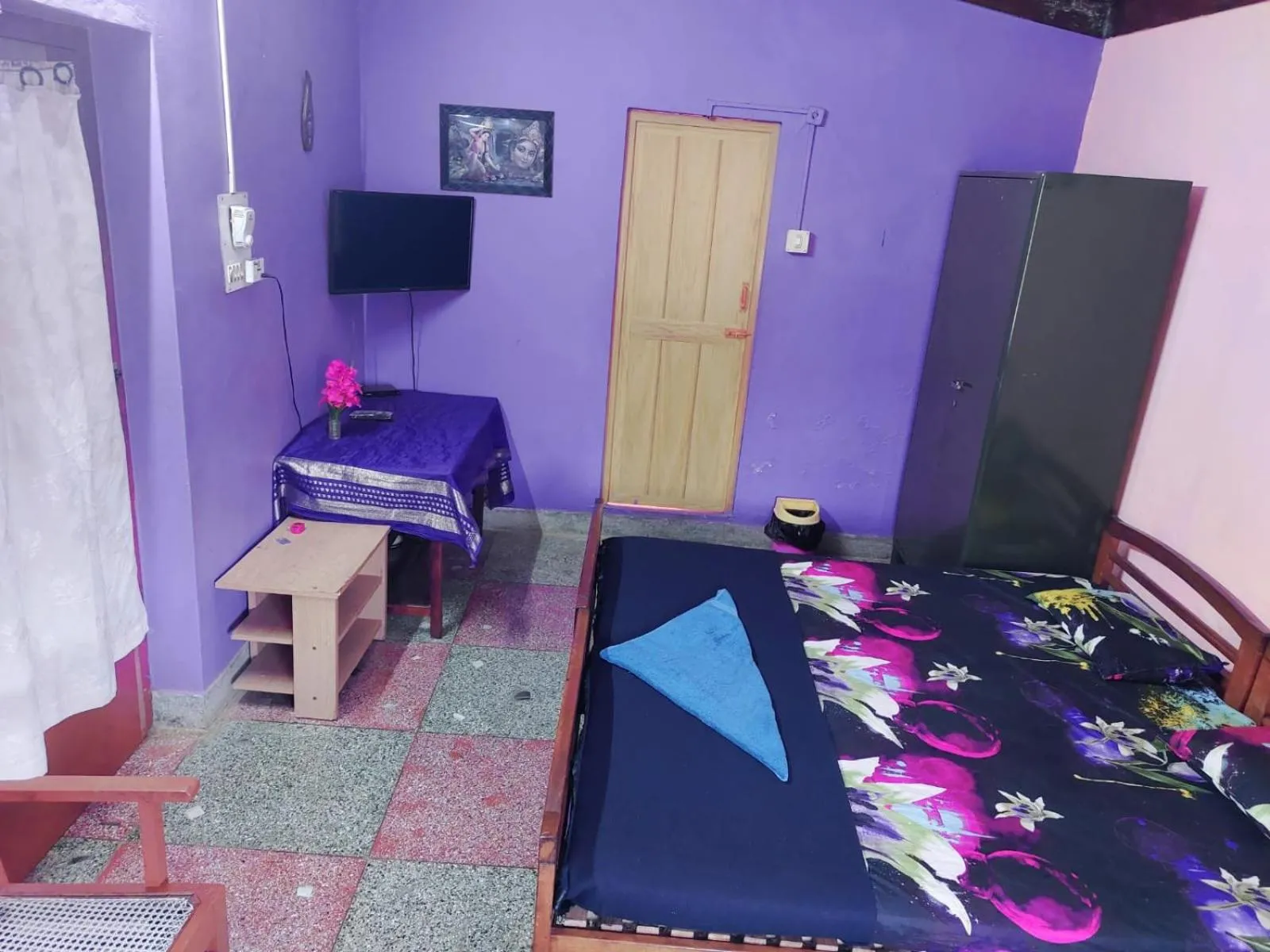 Bed in Honey Palace Homestay