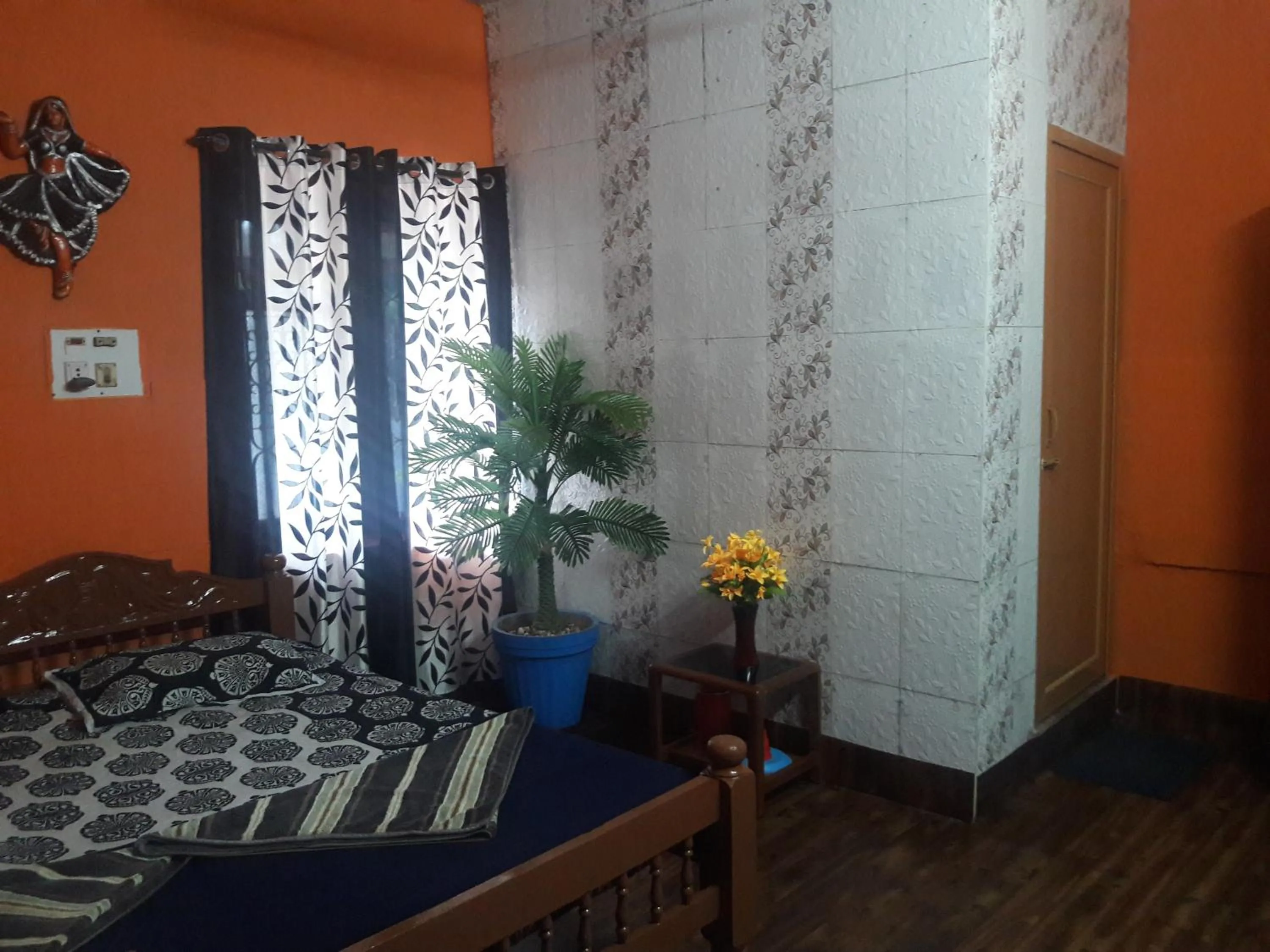 Decorative detail, Bed in Honey Palace Homestay