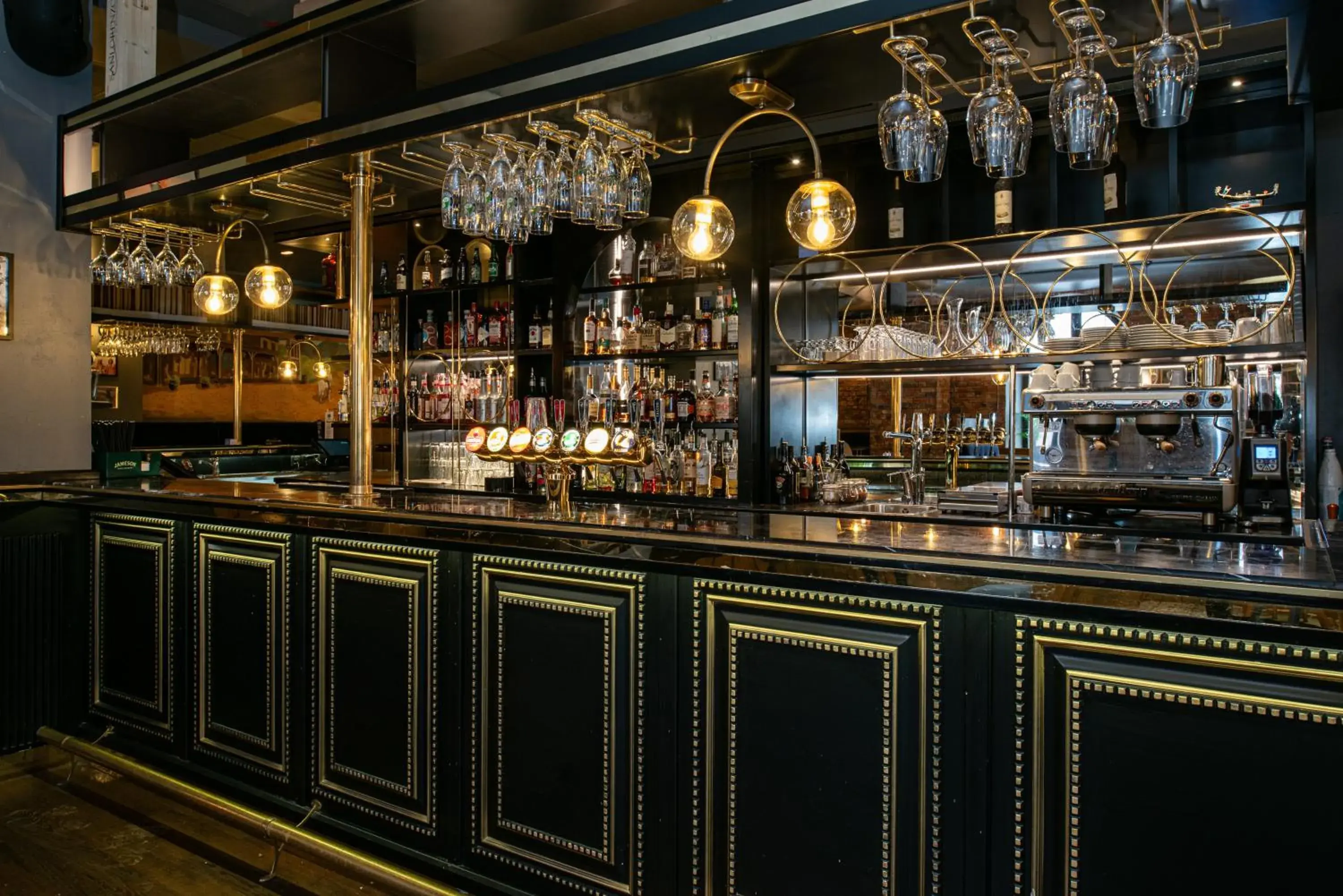 Lounge or bar in Quality Hotel Statt Lounge or bar in Quality Hotel Statt