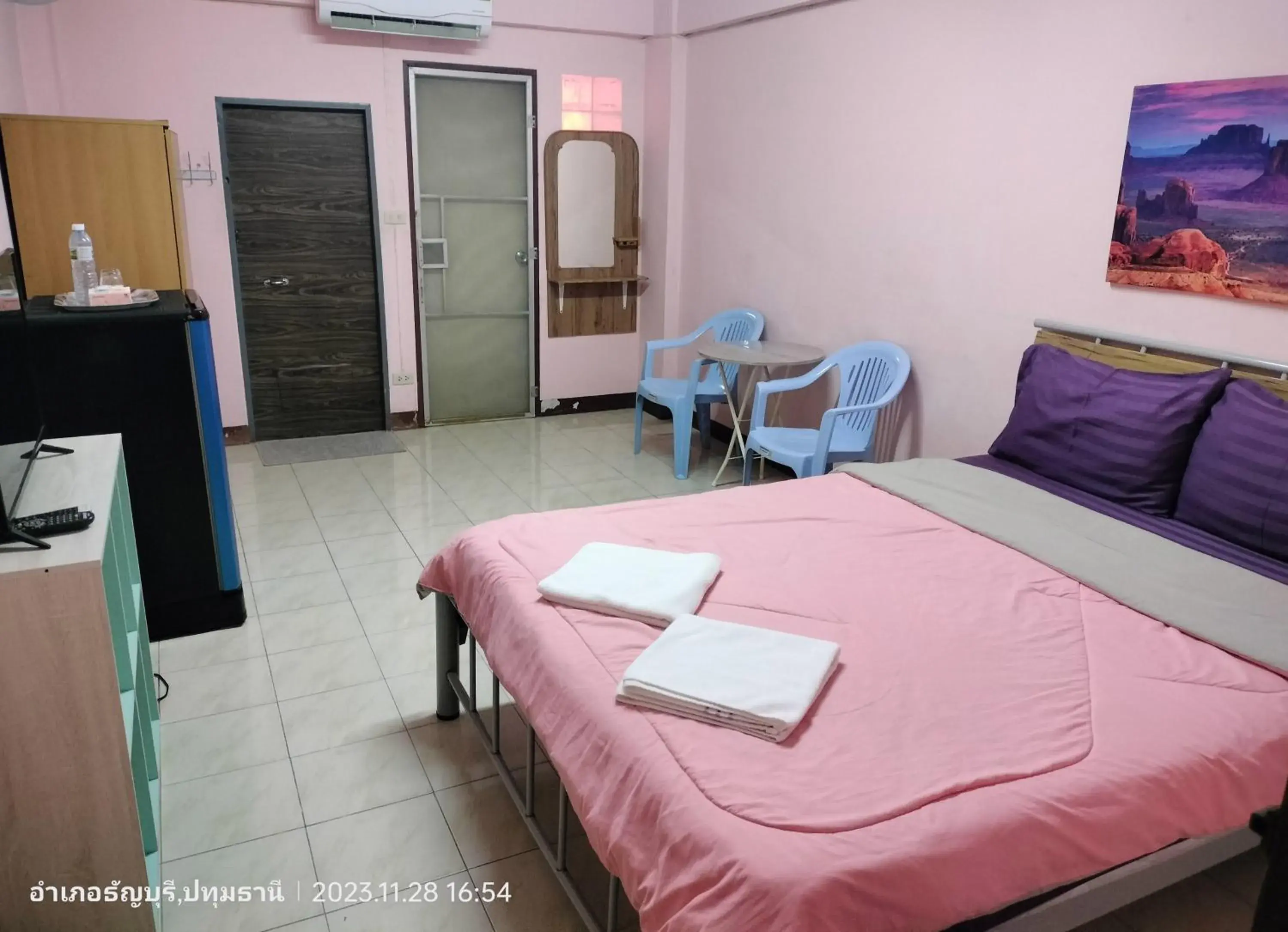 Double Room in DD Mansion Double Room in DD Mansion