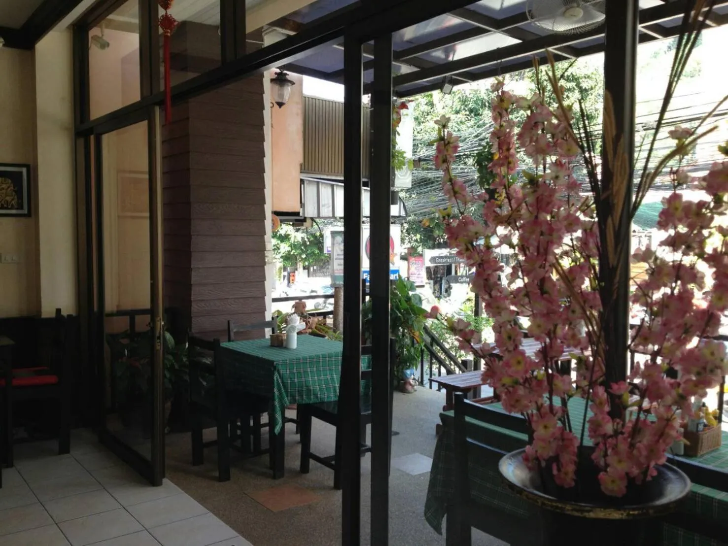 Facade/entrance in Baan Kingkeaw Thamdee Patong