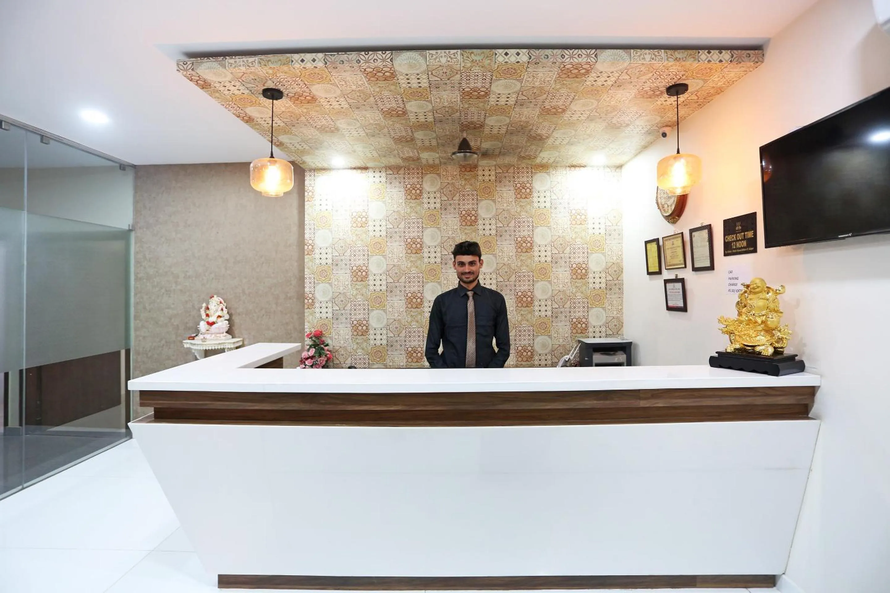 Lobby or reception in Super Capital O Swastika