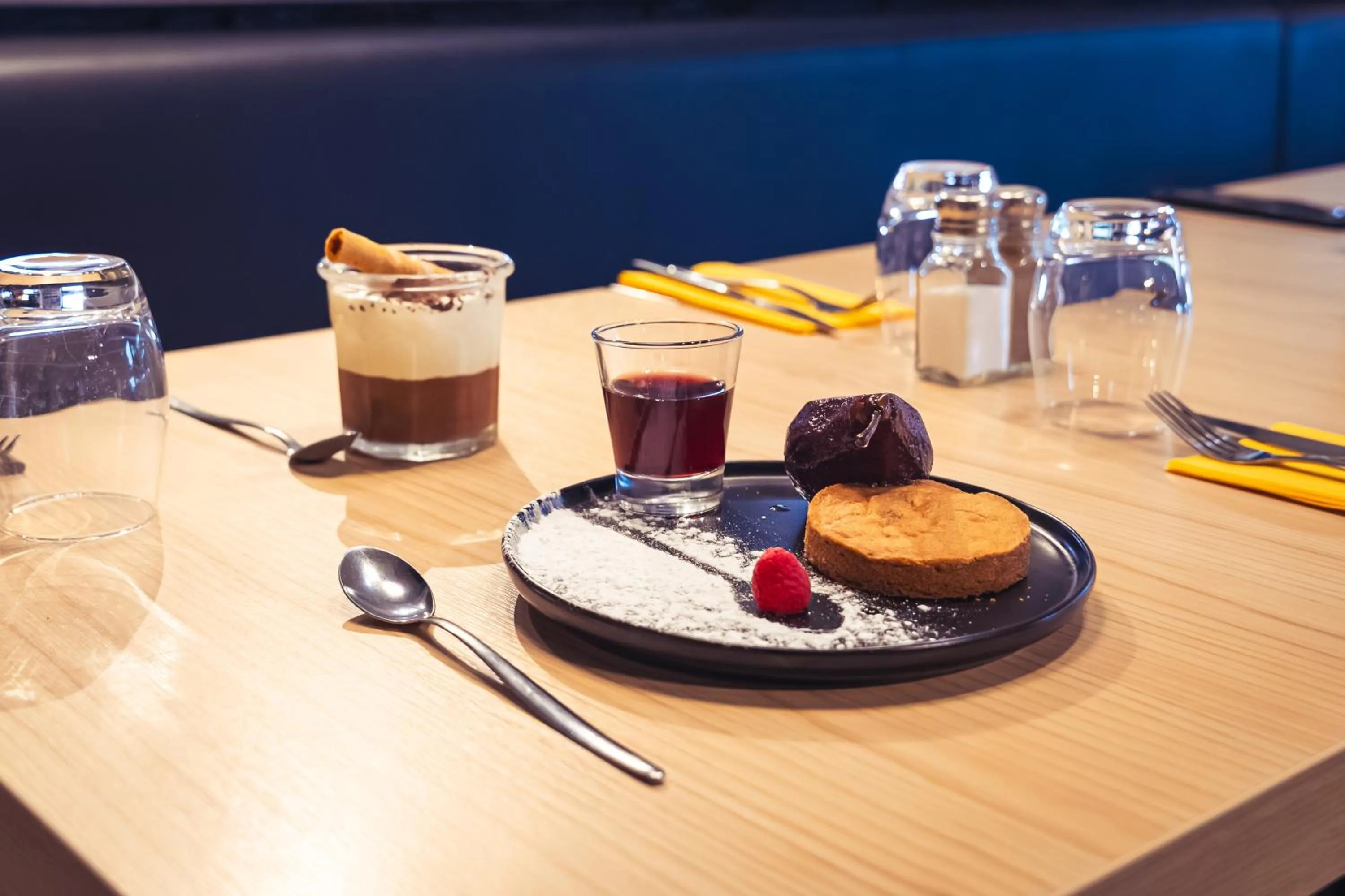 Restaurant/places to eat in Brit Hotel Confort Manosque Cadarache