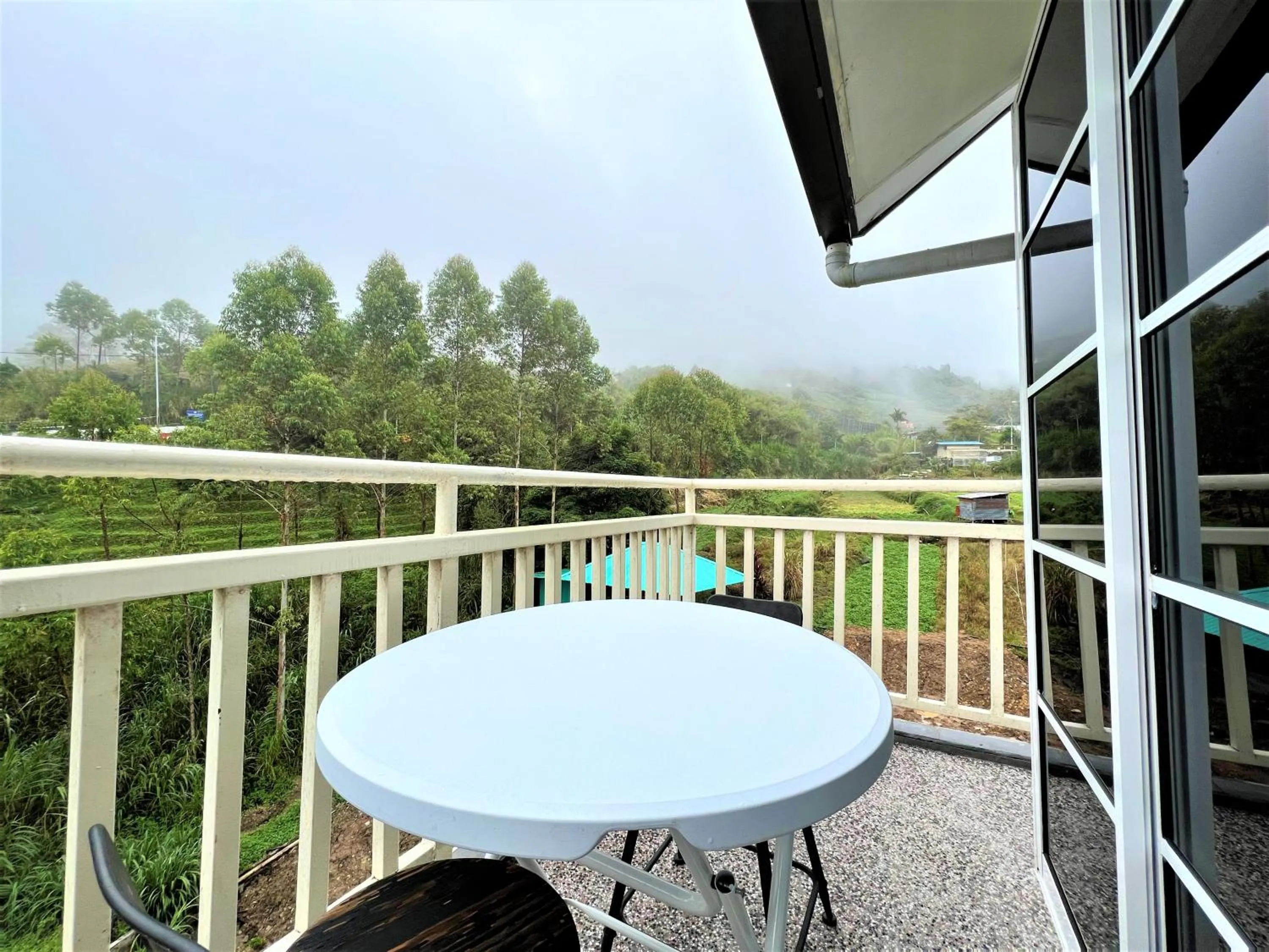 Balcony/Terrace in Suang Noh Homestay Kundasang