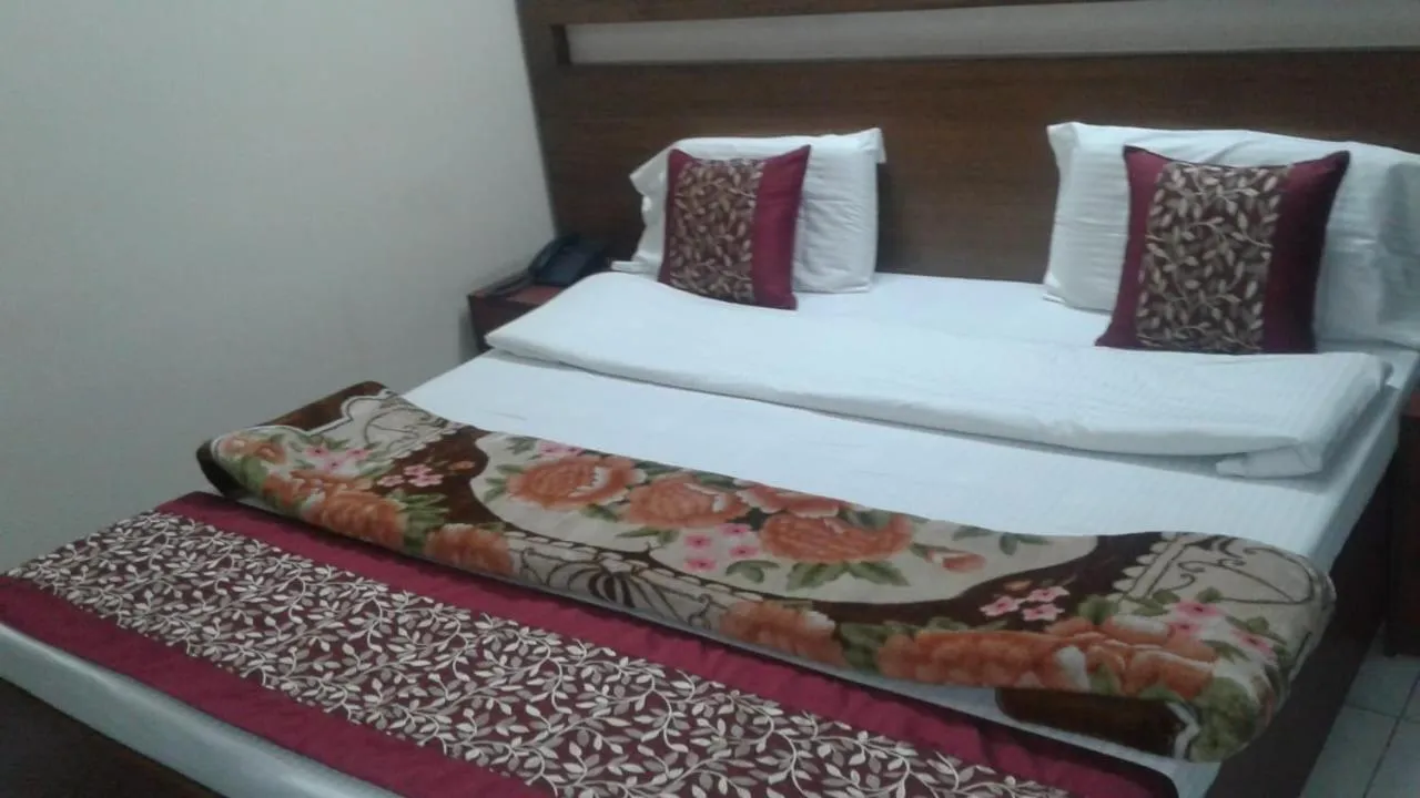 Bedroom, Bed in Pamposh Guest House GK II Market
