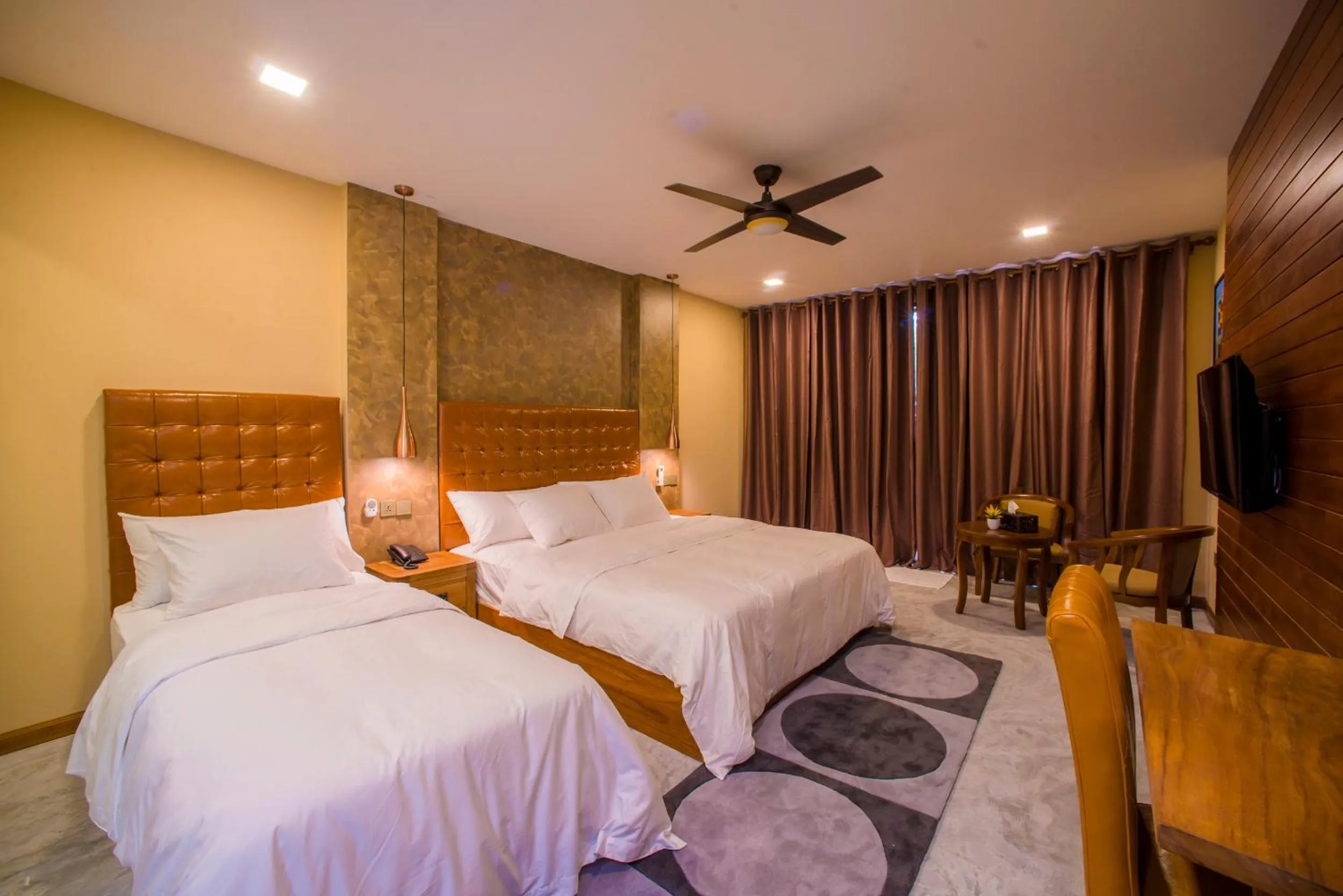 Bathroom, Bed in Kiha Beach