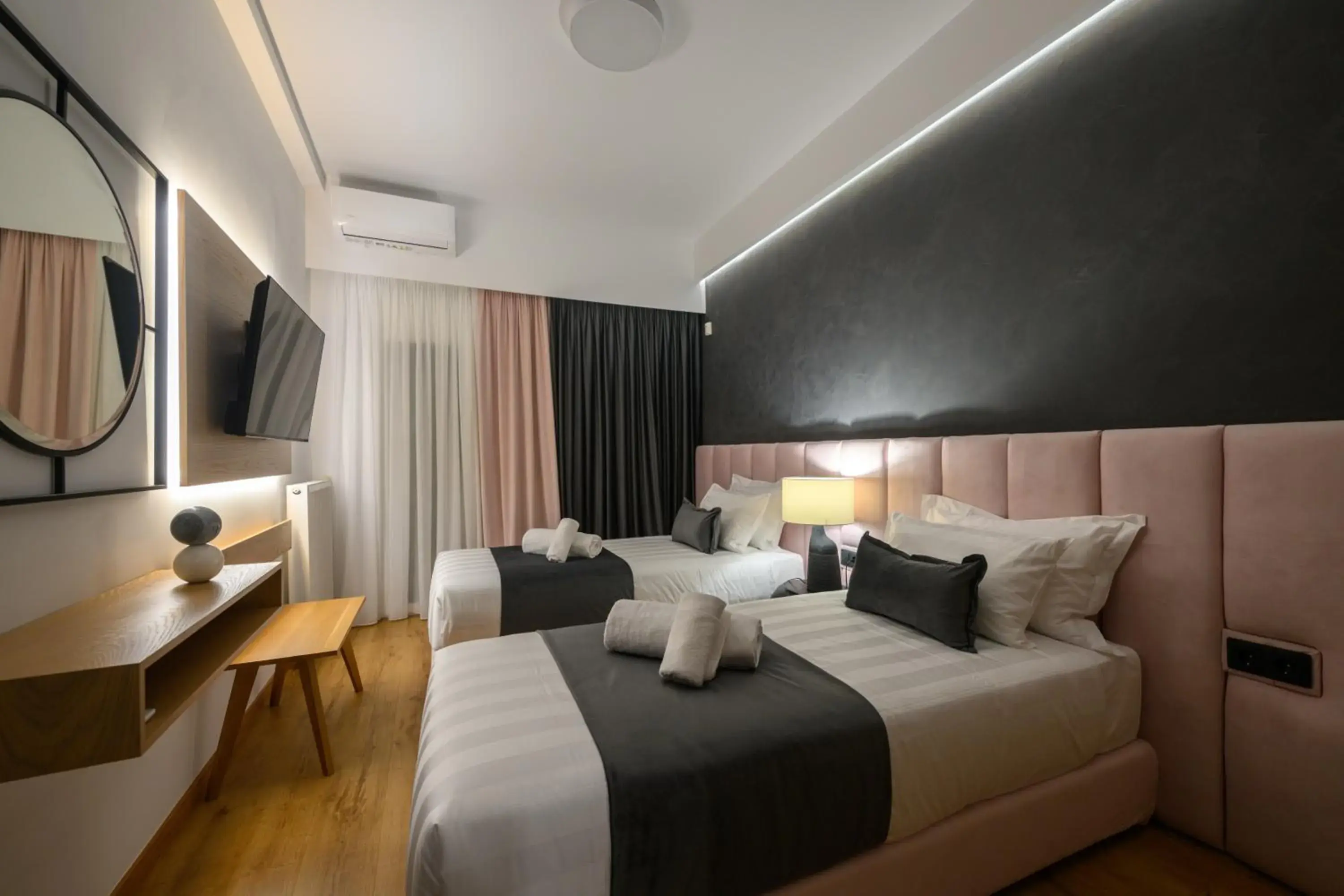 Bed in Acropolis View Deluxe Penthouse & Luxury Apartments Bed in Acropolis View Deluxe Penthouse & Luxury Apartments