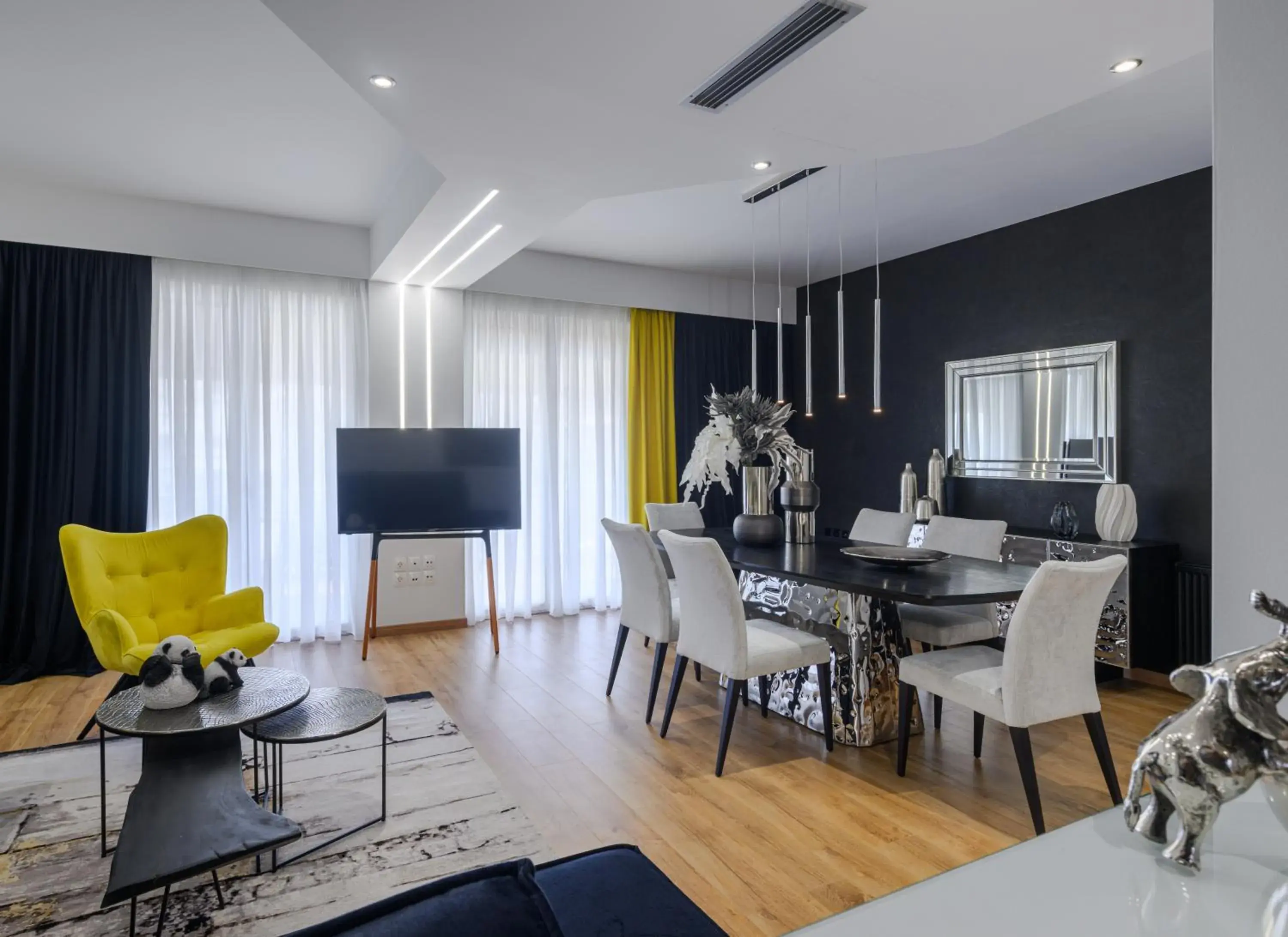 TV and multimedia in Acropolis View Deluxe Penthouse & Luxury Apartments TV and multimedia in Acropolis View Deluxe Penthouse & Luxury Apartments