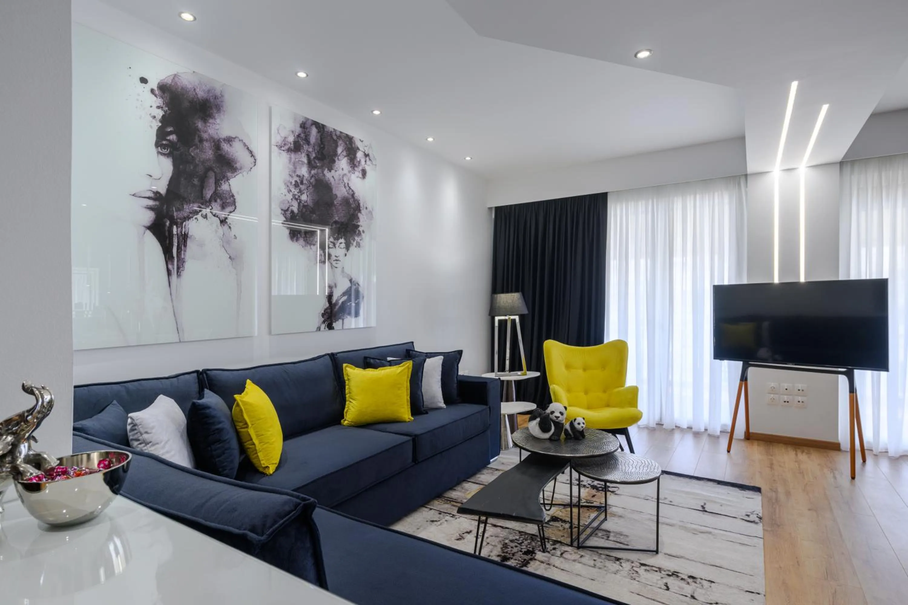 TV and multimedia in Acropolis View Deluxe Penthouse & Luxury Apartments