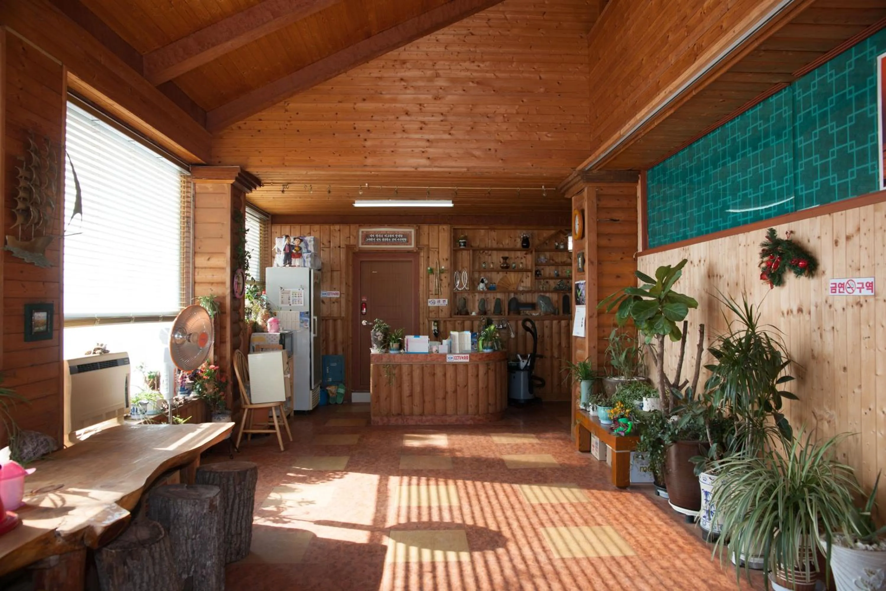 Property building in Sunrise Pension