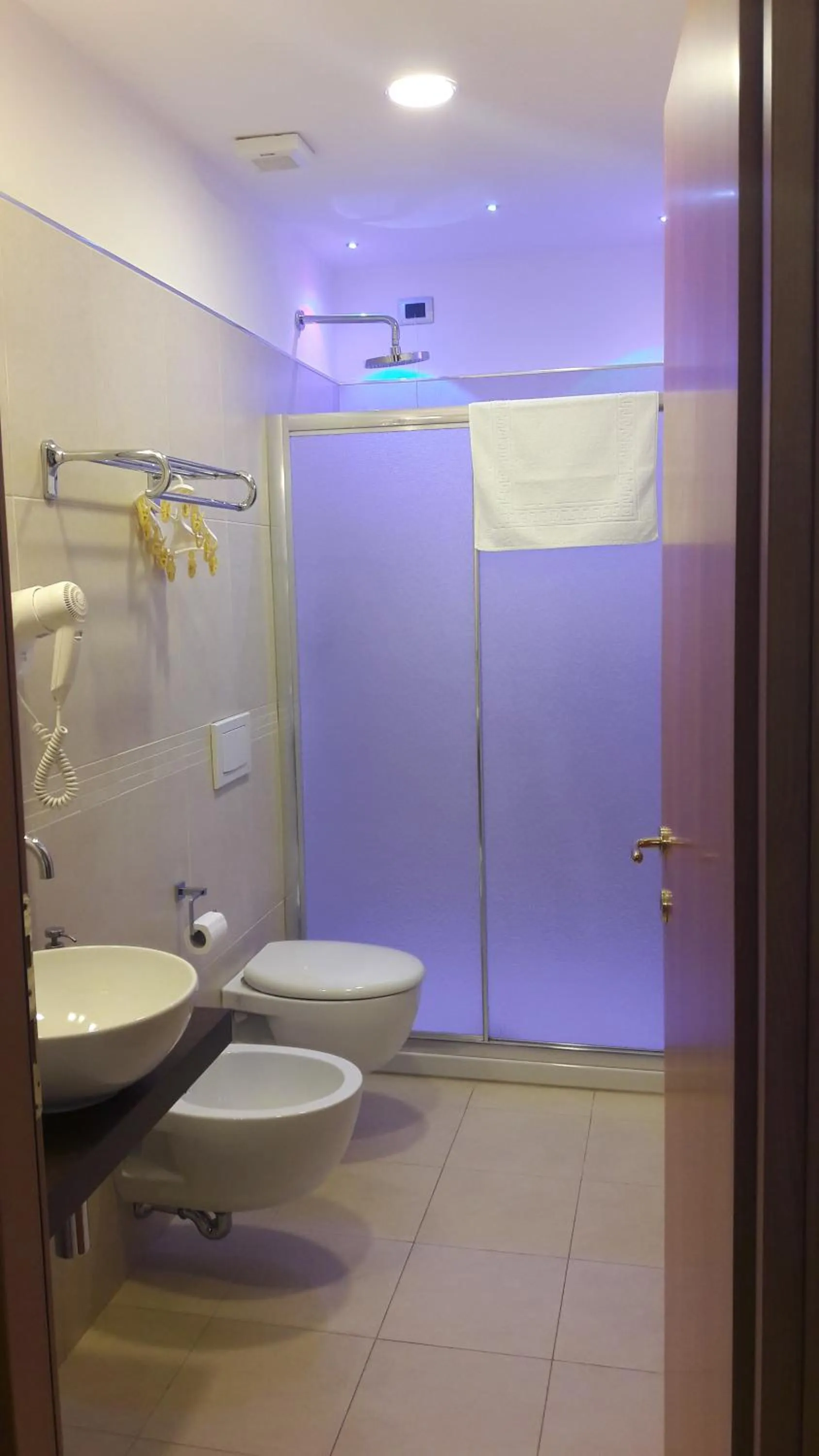 Bathroom in Acquamarina B&B