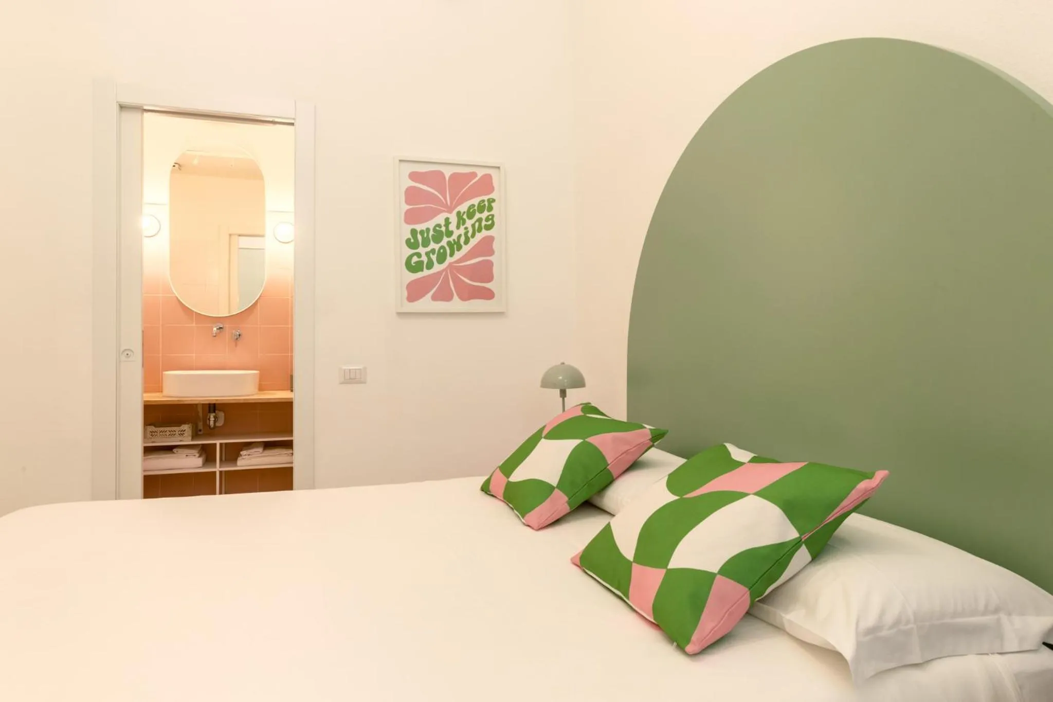 Economy Double Room - single occupancy in Spacebility Beach - self check-in