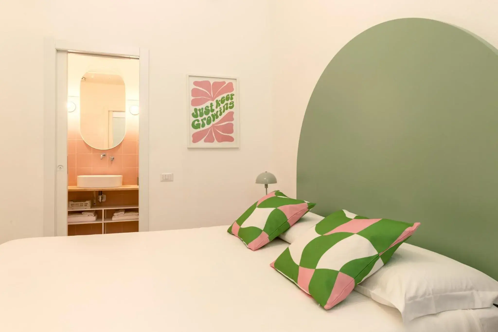Economy Double Room - single occupancy in Spacebility Beach - self check-in Economy Double Room - single occupancy in Spacebility Beach - self check-in