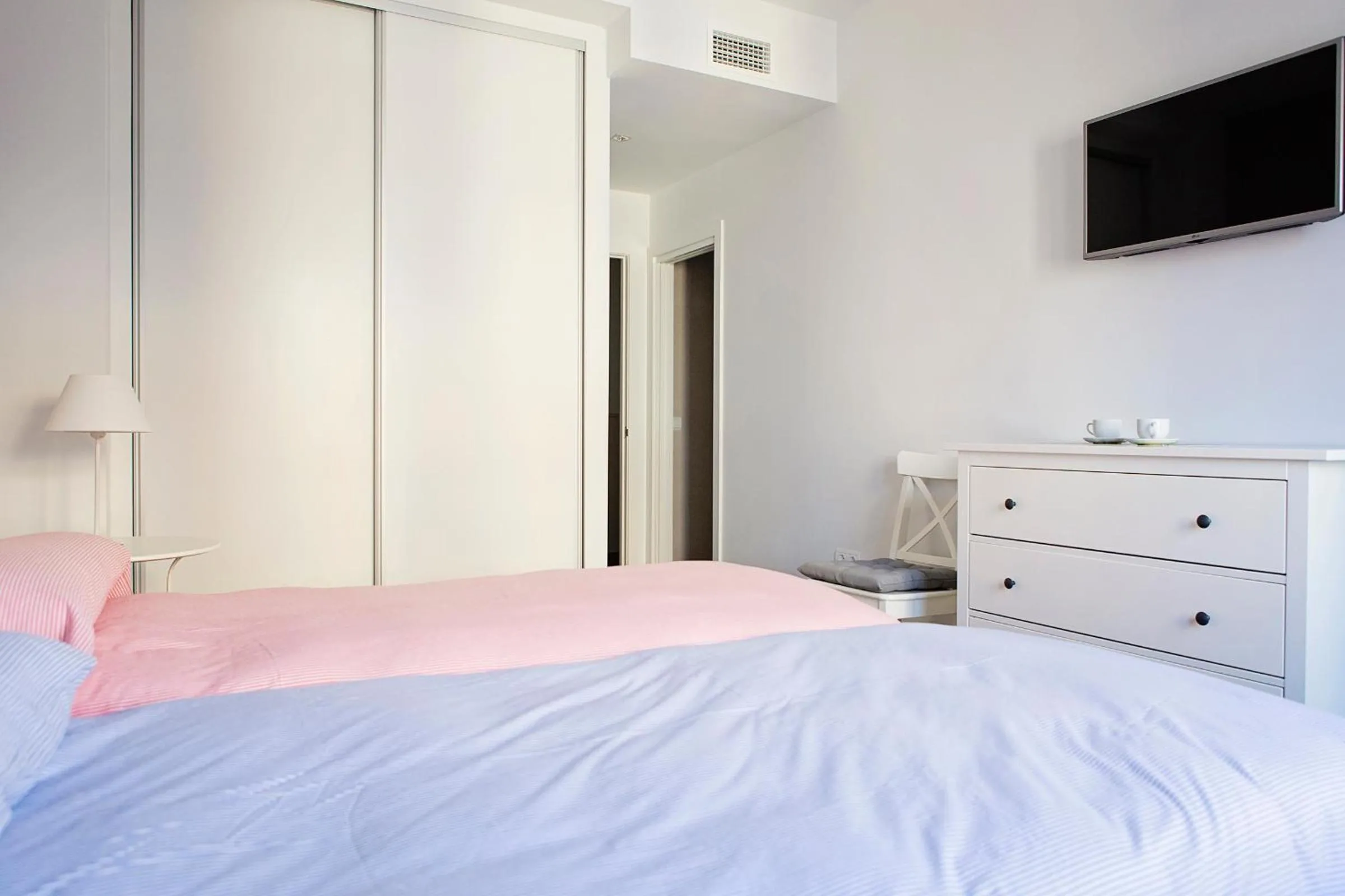Bedroom, Bed in Hello Málaga Flat Victoria