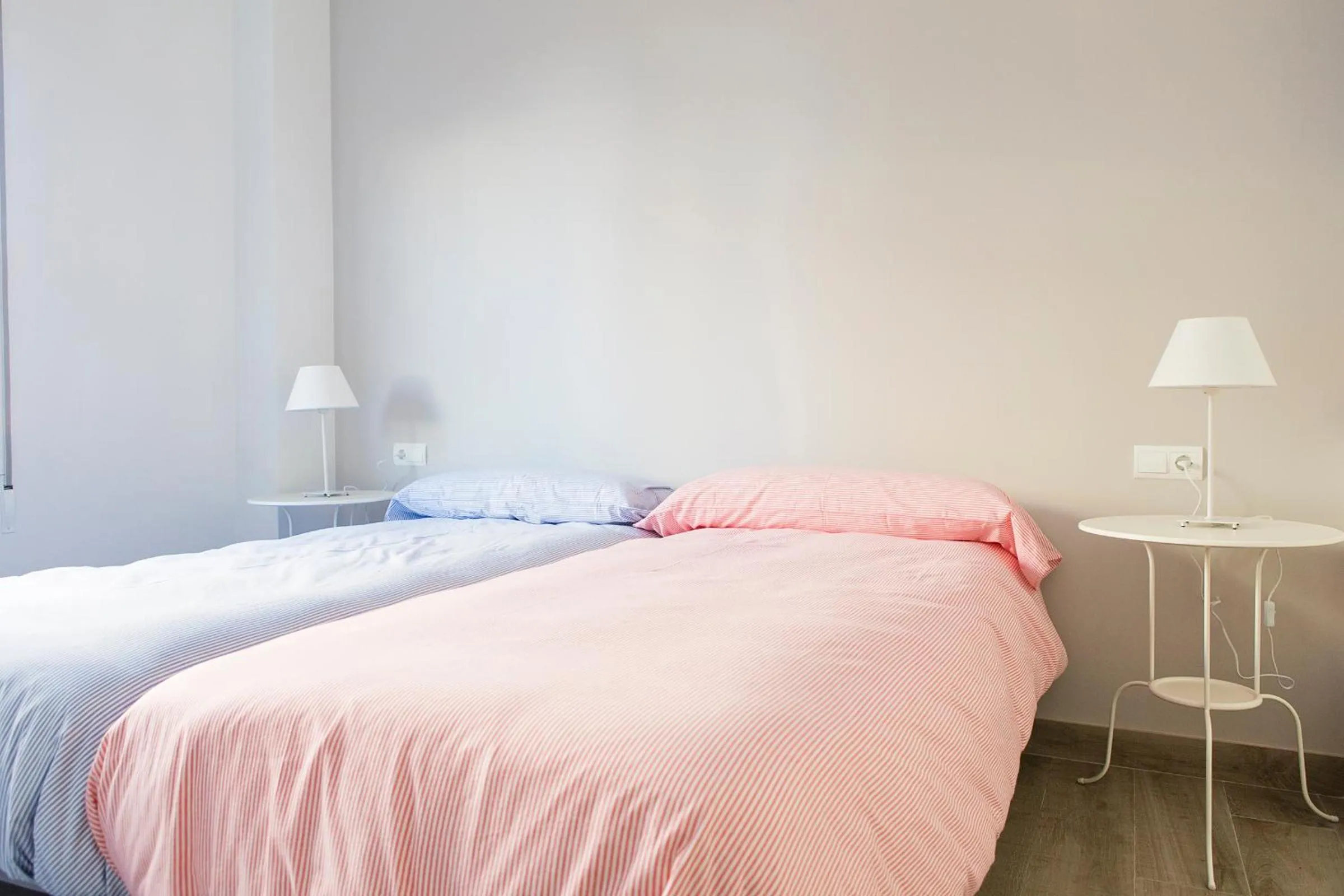 Bedroom, Bed in Hello Málaga Flat Victoria